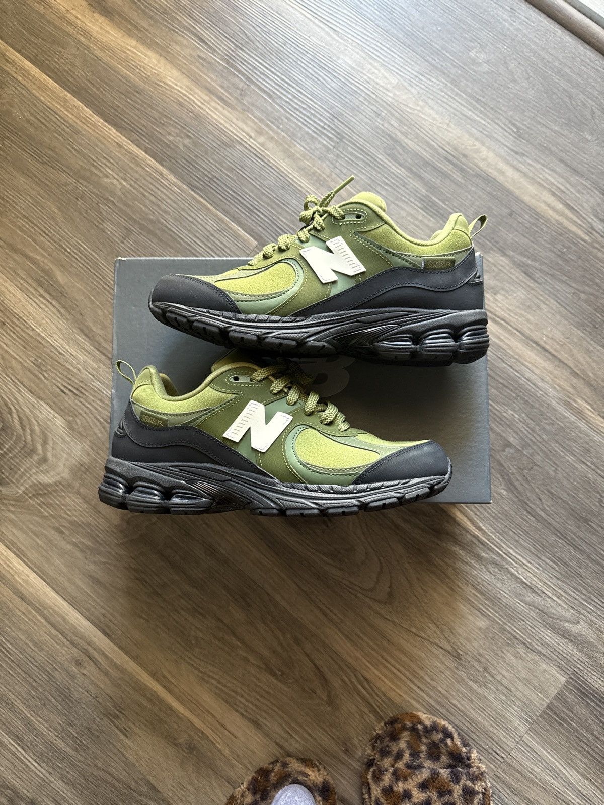 New Balance × The Basement The Basement x New Balance 2002r “Moss Green” Size US 8.5 / EU 41-42 - 1 Thumbnail