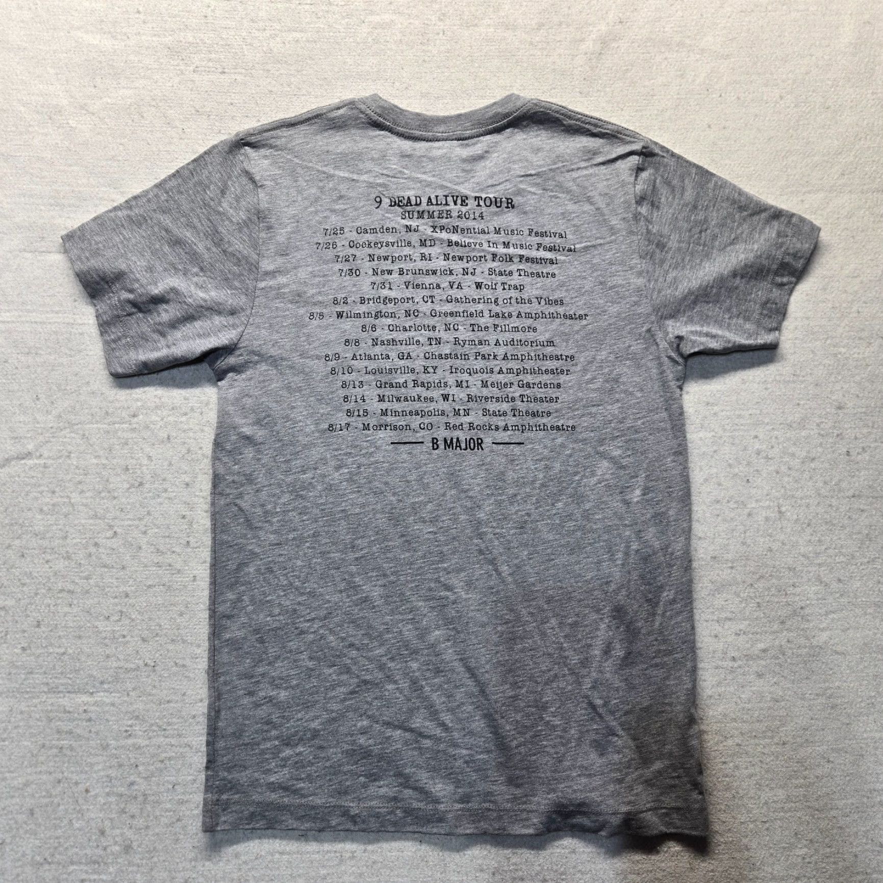 Vintage RODRIGO Y GABRIELA Concert Shirt Adult Small Gray T-Shirt 100% Cotton Graphic Tee Music Memorabilia Size US S / EU 44-46 / 1 - 7 Thumbnail