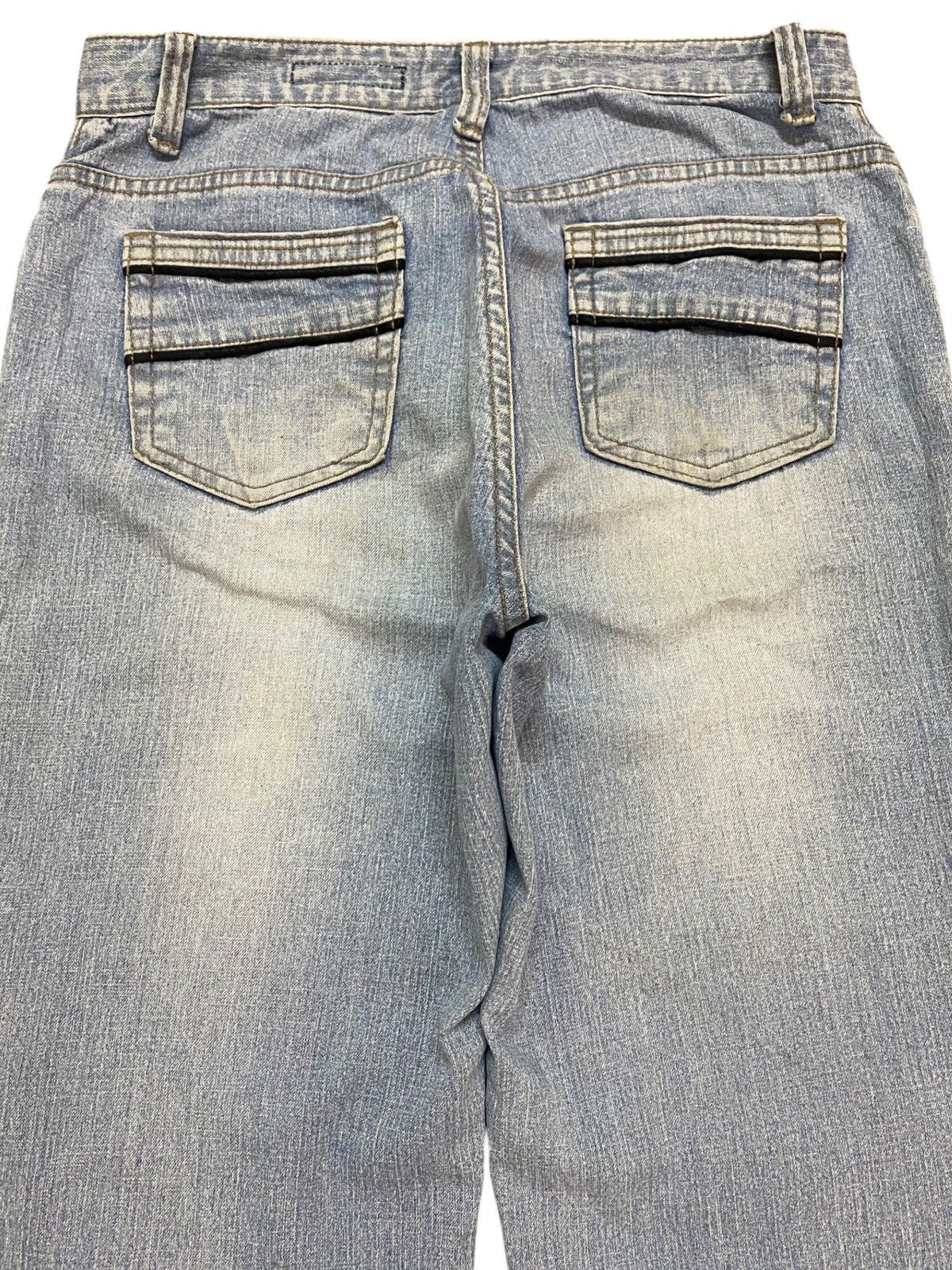 Japanese Brand Vintage Japanese Brands Patched Flare Soft Jeans Size US 29 - 4 Thumbnail