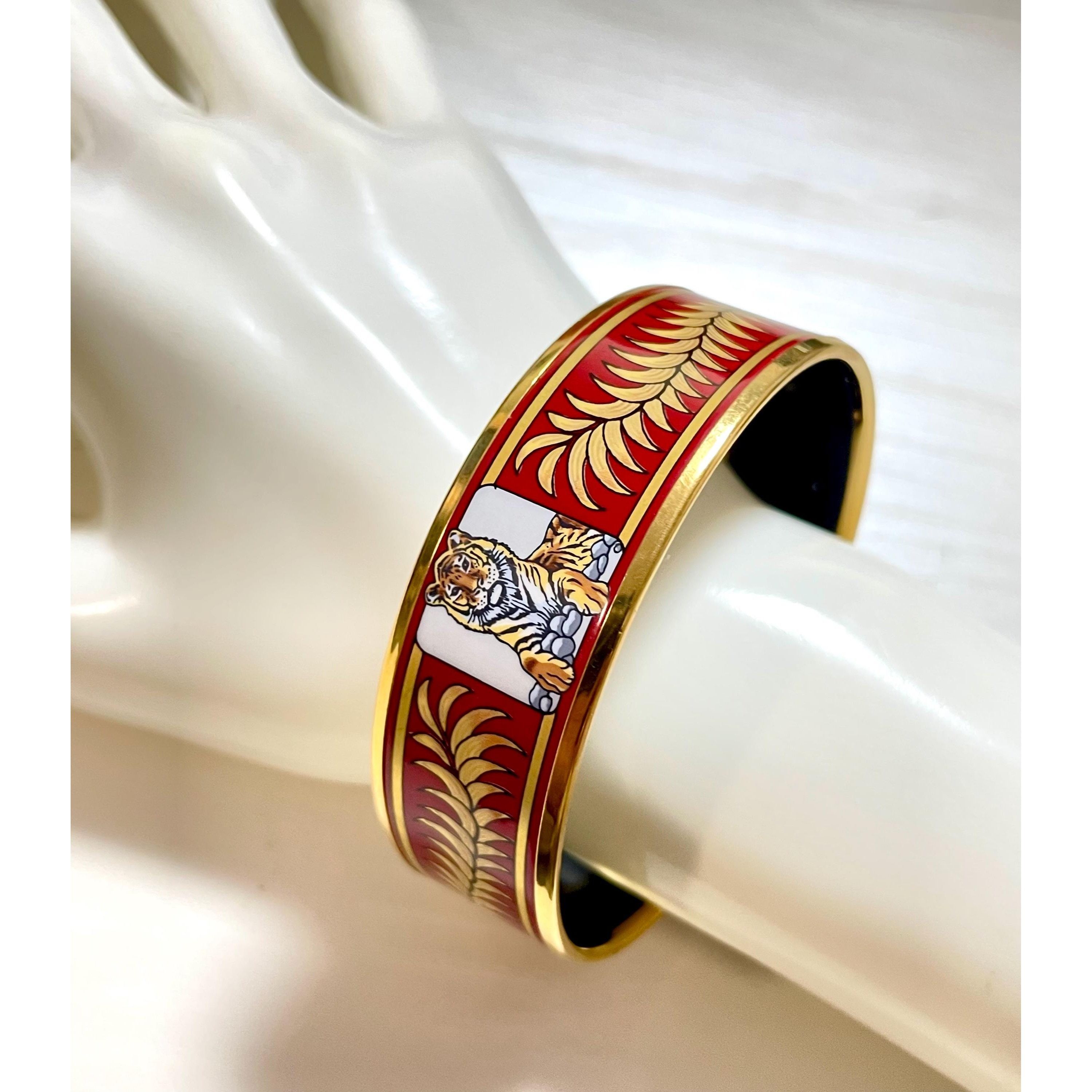 Hermes Vintage Hermes red cloisonne enamel bangle, bracelet. Tiger Size ONE SIZE - 7 Thumbnail