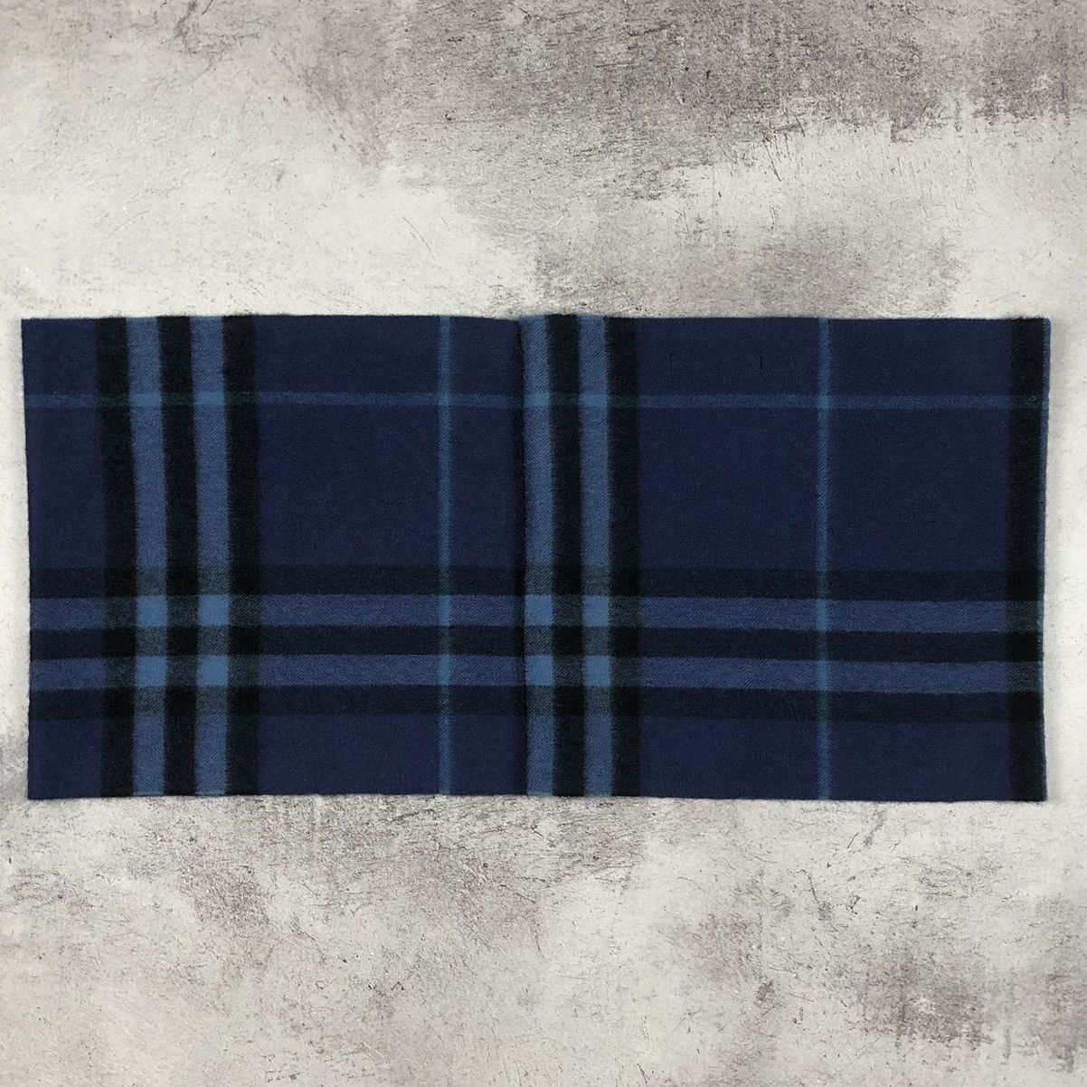 Burberry Burberry Cashmere Snood Scarf Tube Muffler Size ONE SIZE - 14 Thumbnail