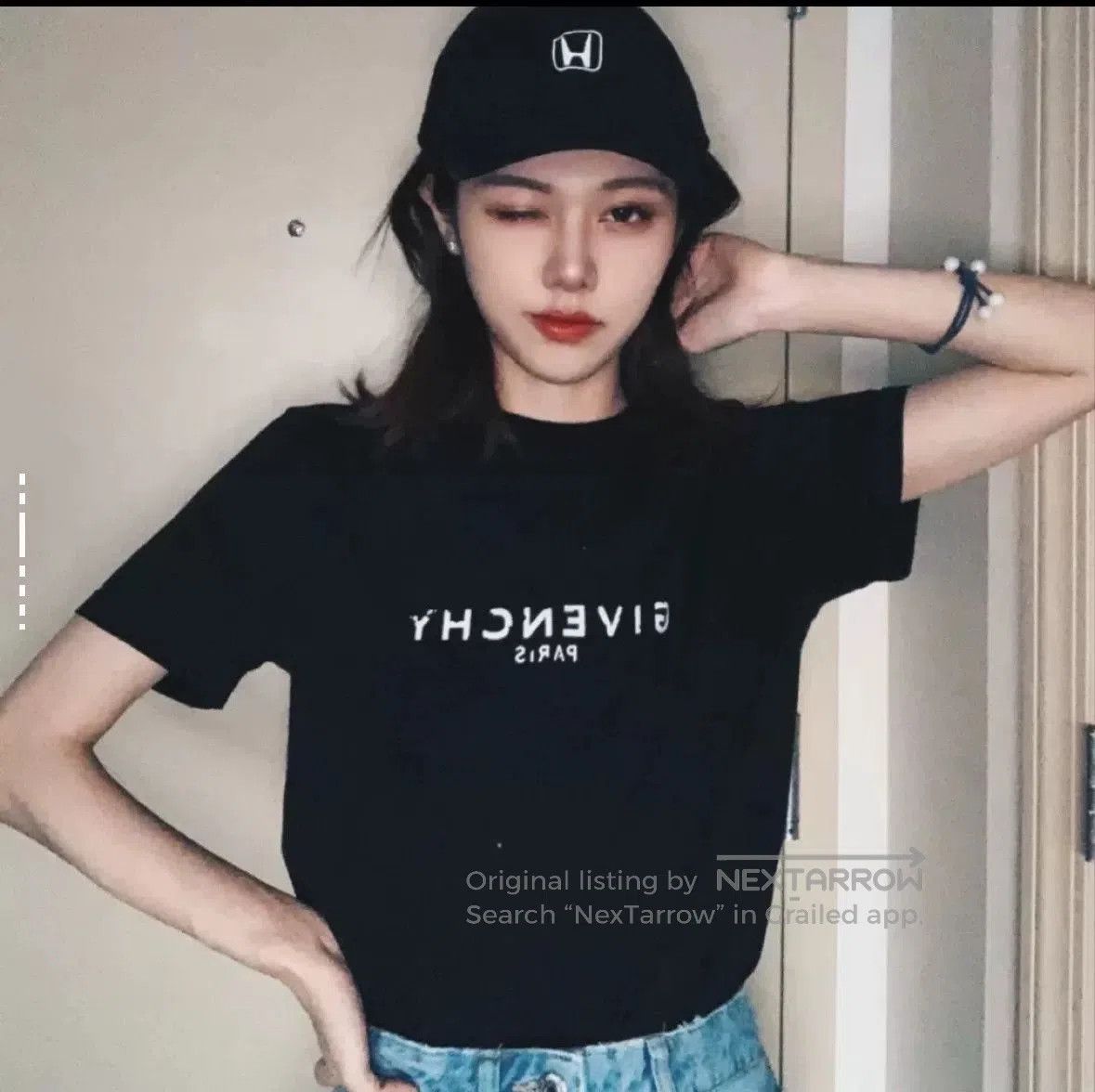 Givenchy Givenchy Distressed Logo Cotton Crewneck T-Shirt. Size US XS / EU 42 / 0 - 2 Thumbnail