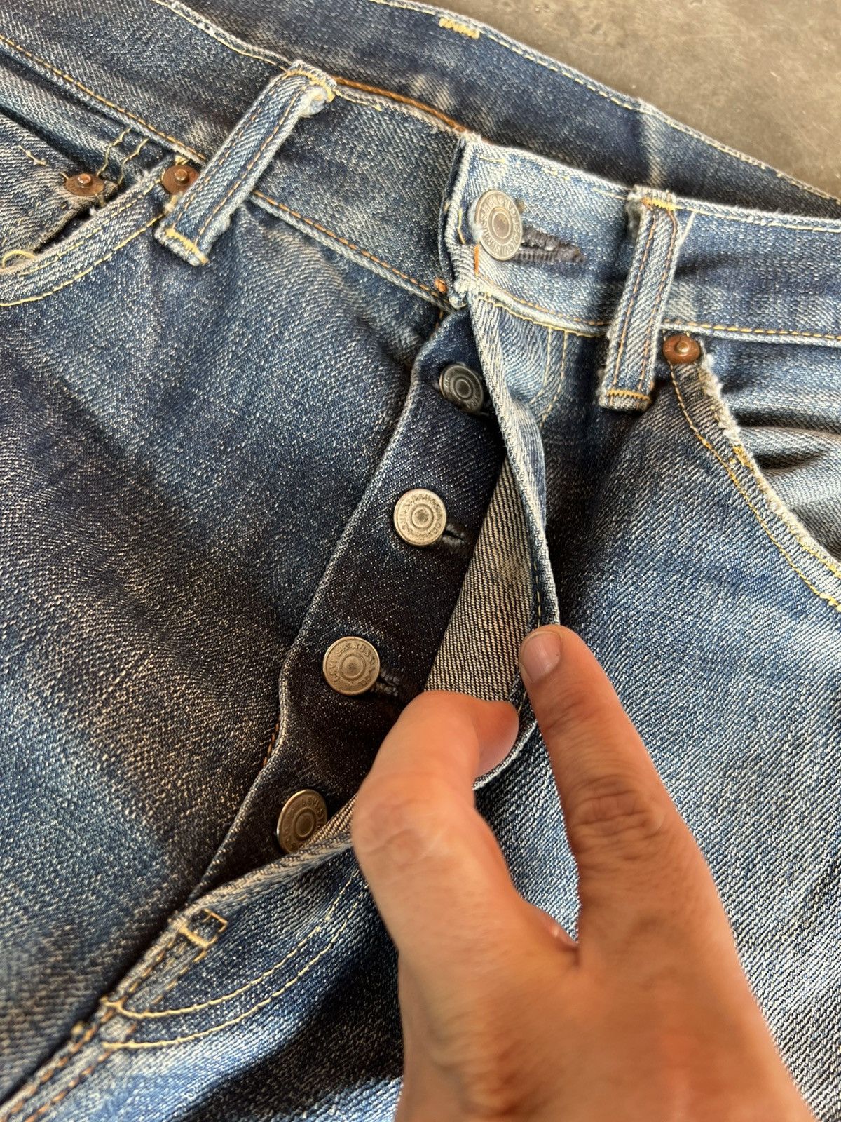 Levi's Vintage Distressed Levi’s 501 E LVC Selvedge Denim Jean Size US 32 / EU 48 - 17 Thumbnail