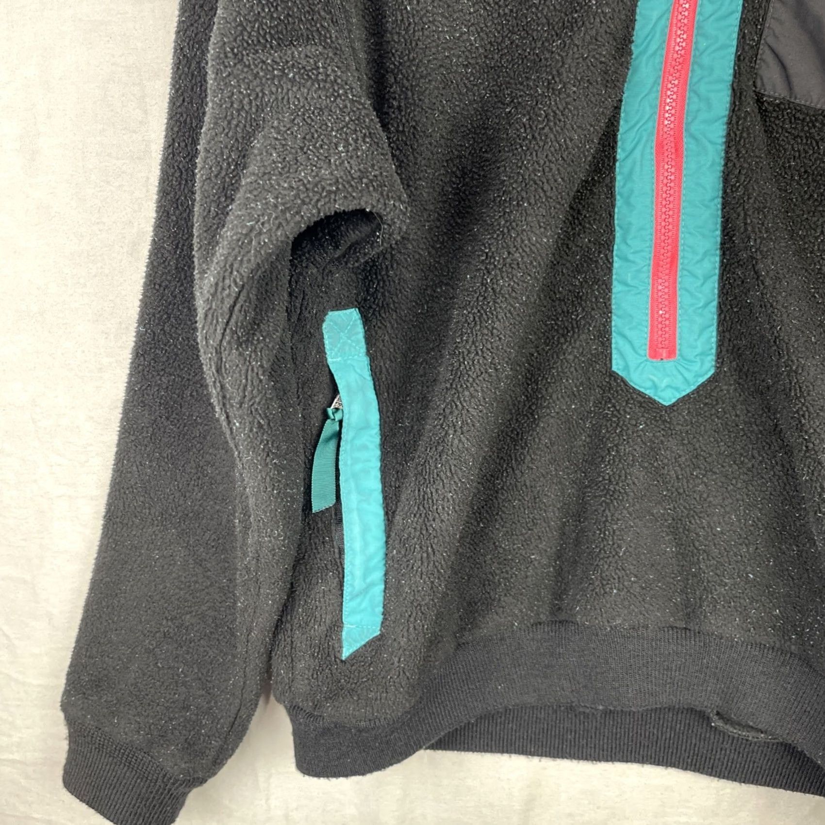 Patagonia VINTAGE Patagonia Synchilla Sweater Womens 12 Black Pullover Fleece Mock Neck 1/2 Zip Pockets Logo Zipper Embroidered USA Built Size XL / US 12-14 / IT 48-50 - 5 Thumbnail