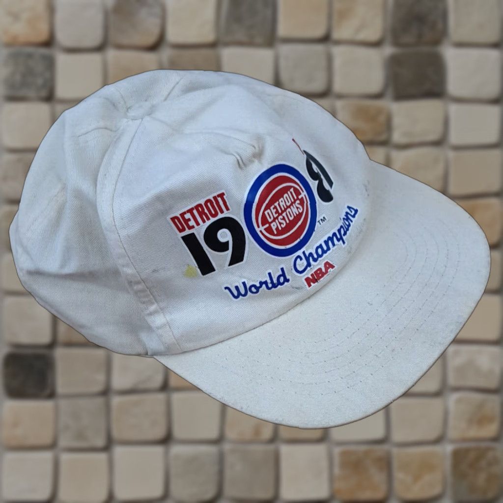 Vintage VINTAGE 1989 Detroit Pistons Hat Snapback World Champions Nova White Adjustable Men Cotton Sports Size ONE SIZE - 1 Thumbnail