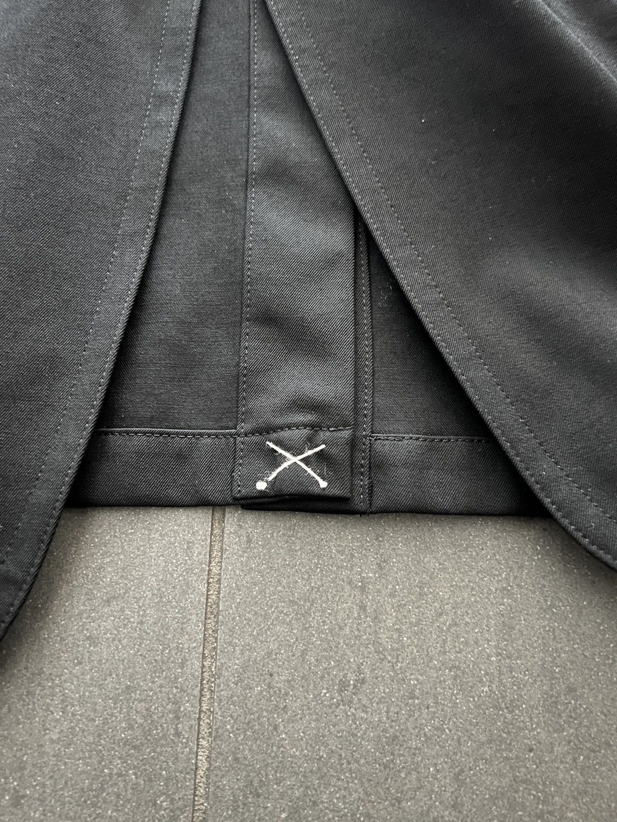 Vintage Yohji Yamamoto Pour Homme AW04 Tailored Jacket Size US XL / EU 56 / 4 - 18 Thumbnail