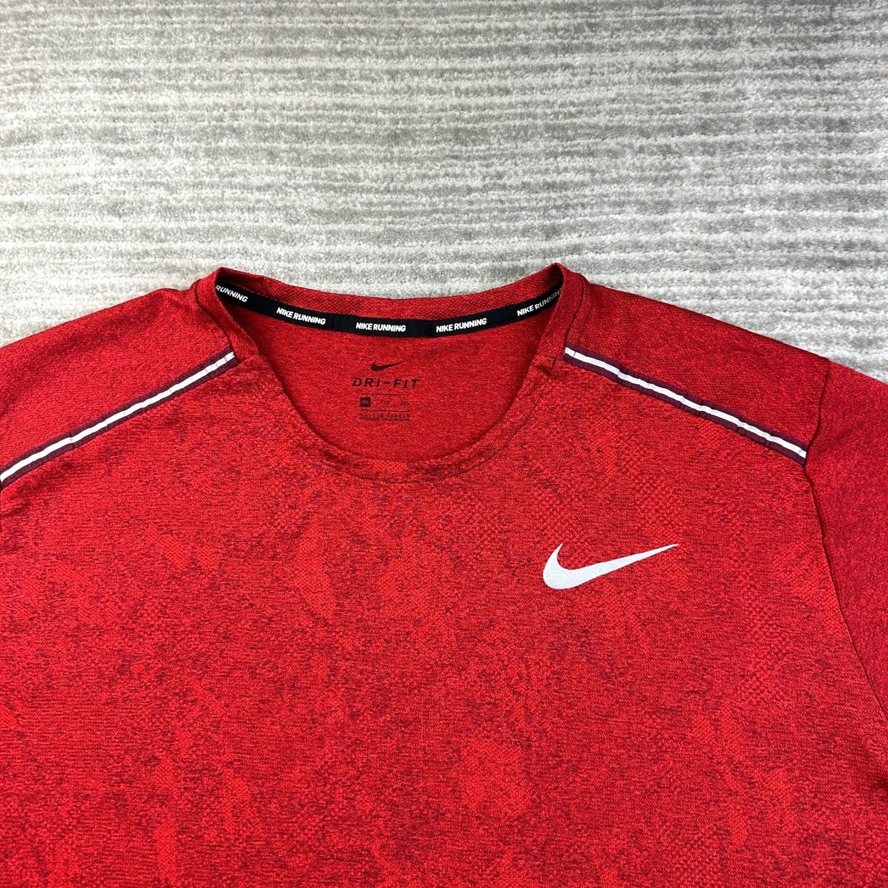 Nike Nike Miler Shirt Mens 2XL Red Dri-Fit Running Marathon Gym Jacquard Crew Neck Short Sleeve | Nike Dri-Fit | Logos & Sports Size US XXL / EU 58 / 5 - 3 Thumbnail