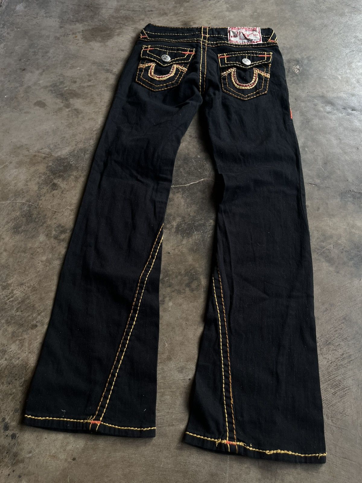 If Six Was Nine TRUE RELIGION BLACK FLARE BOOTCUT DENIM JEANS PANTS PATTERN Size US 26 / EU 42 - 8 Thumbnail