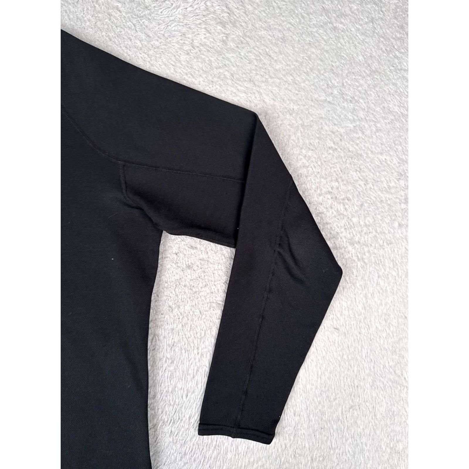Patagonia Patagonia Shirt Men Medium Black Long Sleeve Crew Neck 100% Polyester M Black Logo All Seasons Regular Mens Size US M / EU 48-50 / 2 - 2 Thumbnail