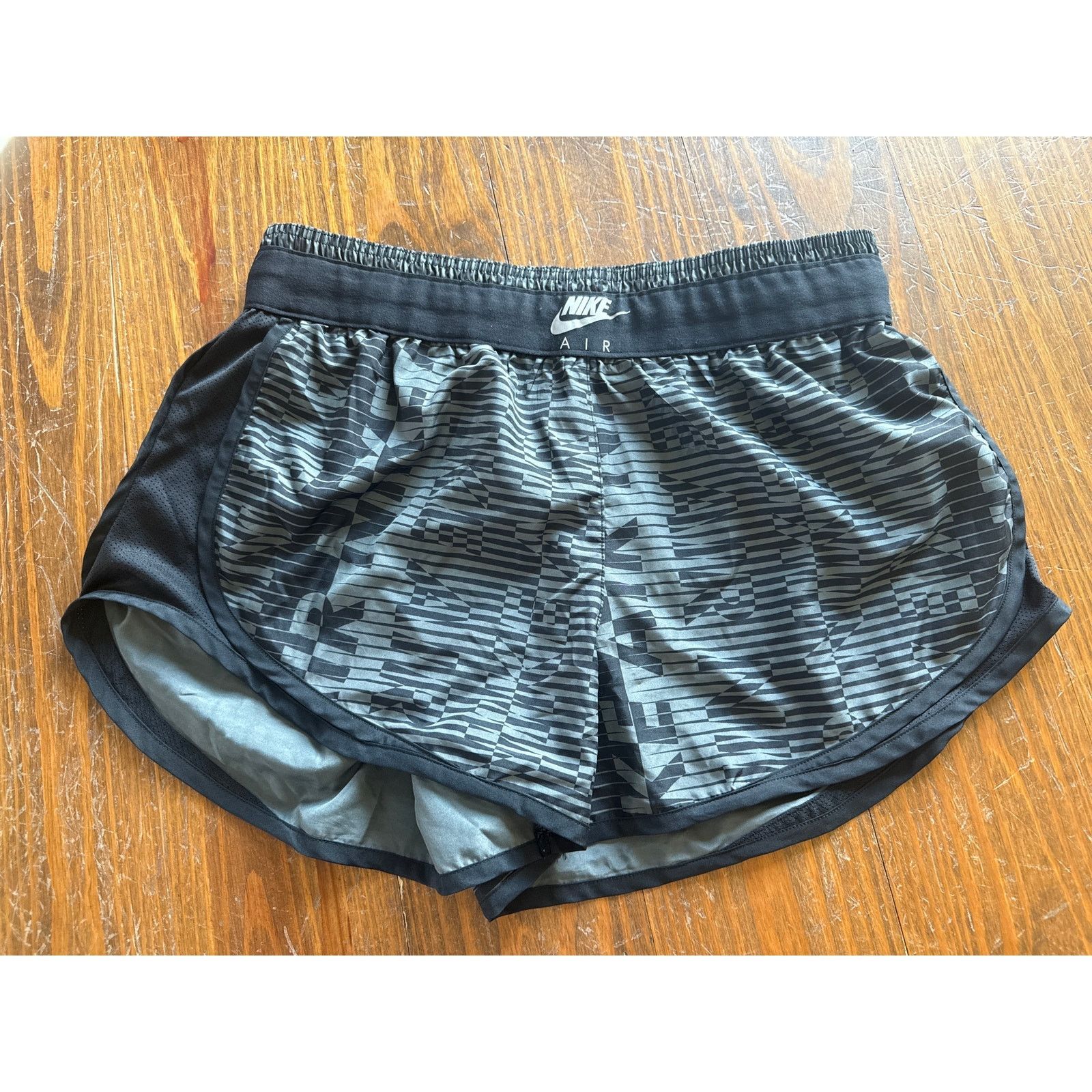 Nike Nike Bundle (2) Running Drawstring Shorts Built In Briefs, L Size 30" / US 8 / IT 44 - 2 Thumbnail