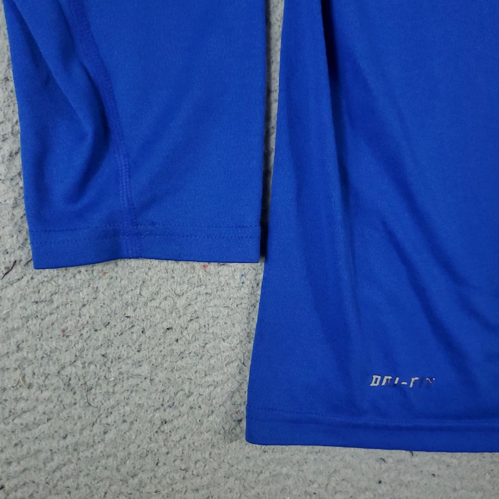 Nike Nike T Shirt Mens 2XL Blue Lions Swoosh Running Active Work Out Long Sleeve Size US XXL / EU 58 / 5 - 4 Thumbnail