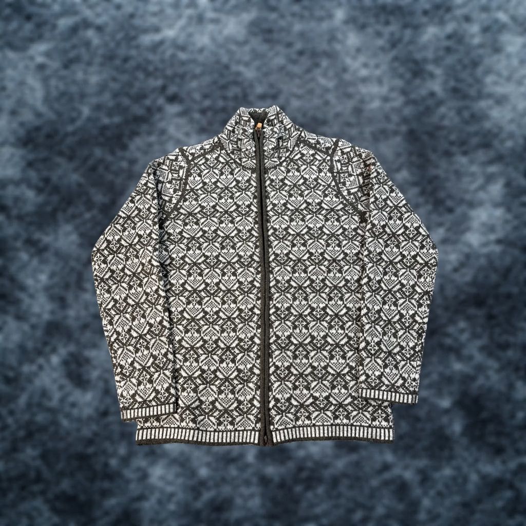 Vintage Fjallraven Cardigan Womens S Gray Wool Zip Fair Isle Mock Neck Full Zip Bre breathable, Moisture Wicking, Long Sleeve, Casual, Travel Women Size S / US 4 / IT 40 - 1 Thumbnail