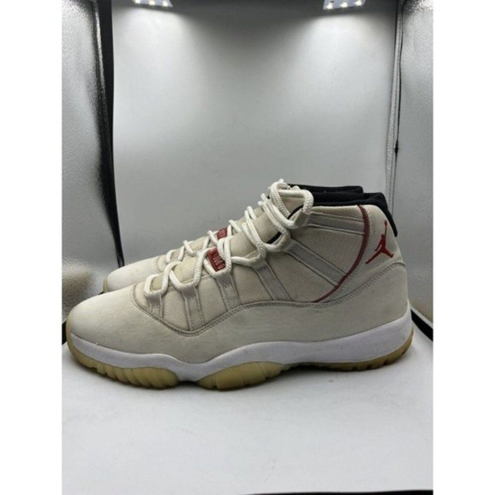 Jordan Brand Nike Air Jordan 11 Retro Platinum Tint Size 12 Concord Size US 12 / EU 45 - 1 Thumbnail