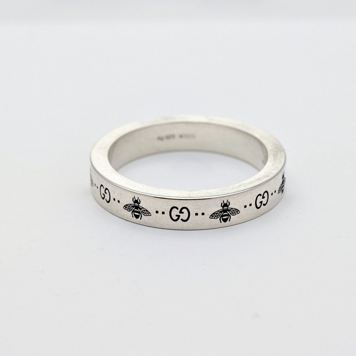 Gucci Gucci GG And Bee Engraved Thin Sterling Silver Ring Size ONE SIZE - 2 Thumbnail