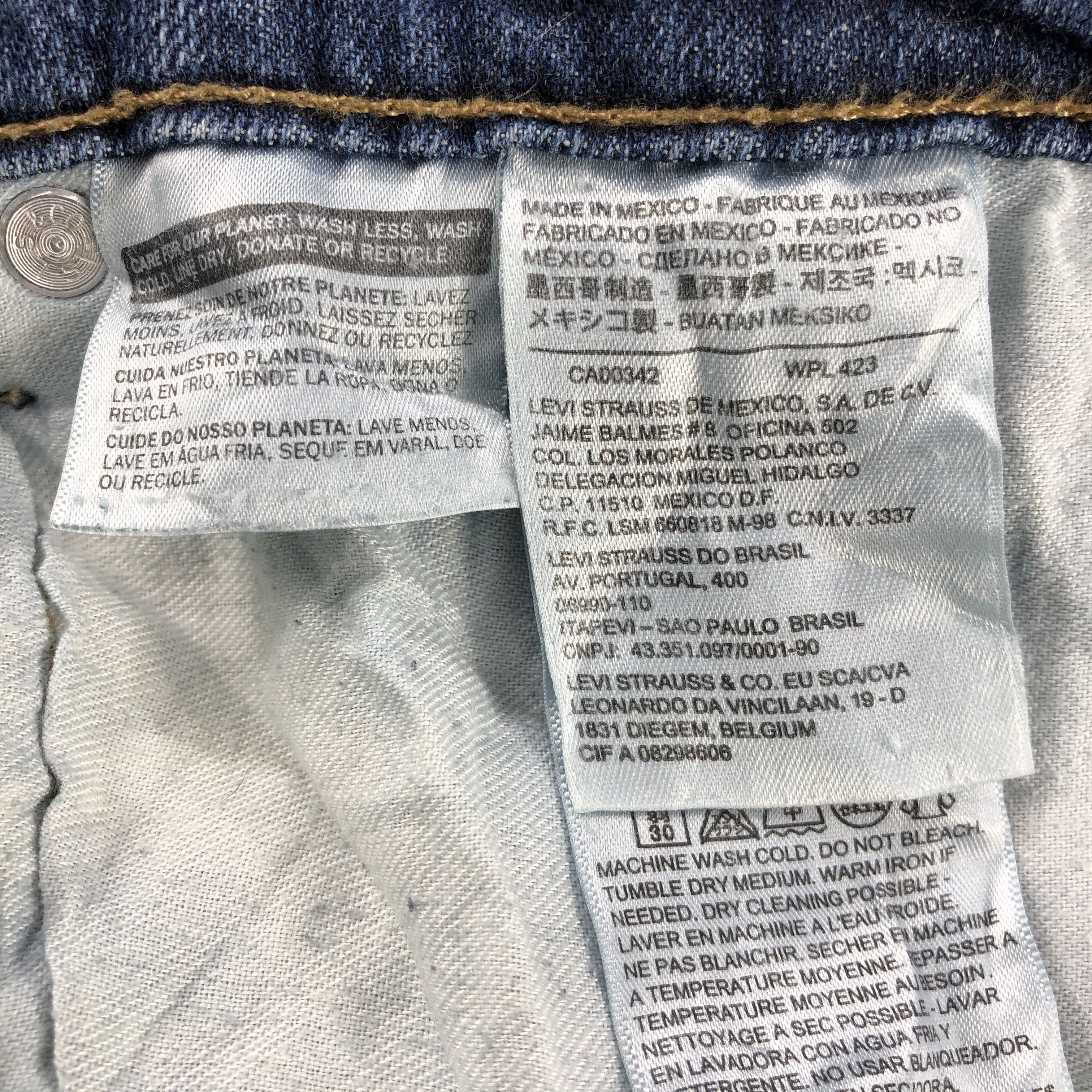 Levi's Vintage Levis 505 Jeans Distress Faded Blue Denim KJ980 Size US 34 / EU 50 - 14 Thumbnail