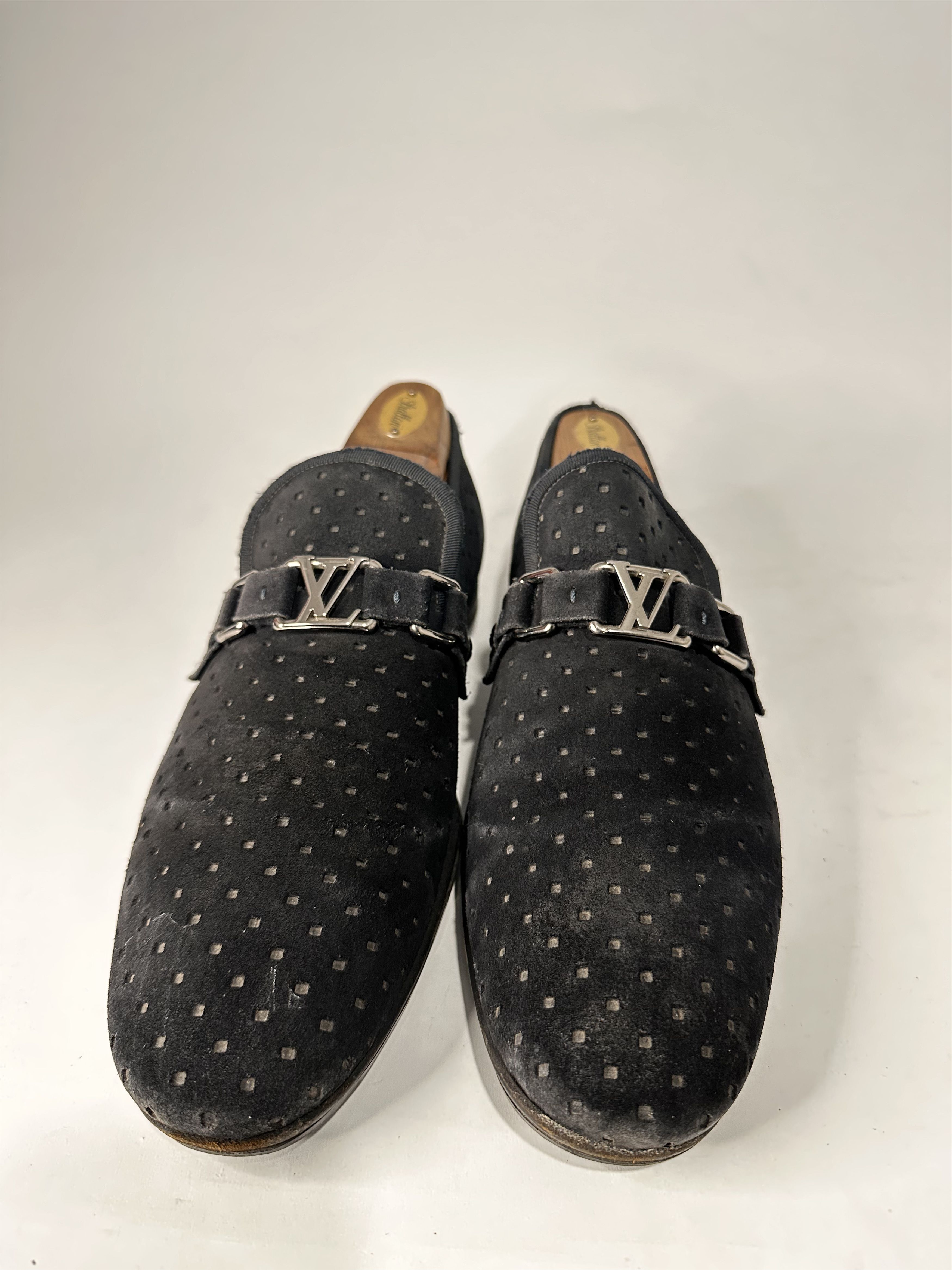 Louis Vuitton Louis Vuitton Montaigne Black Velvet Logo Loafer Size 8.5Uk. Size US 8.5 / EU 41-42 - 1 Thumbnail
