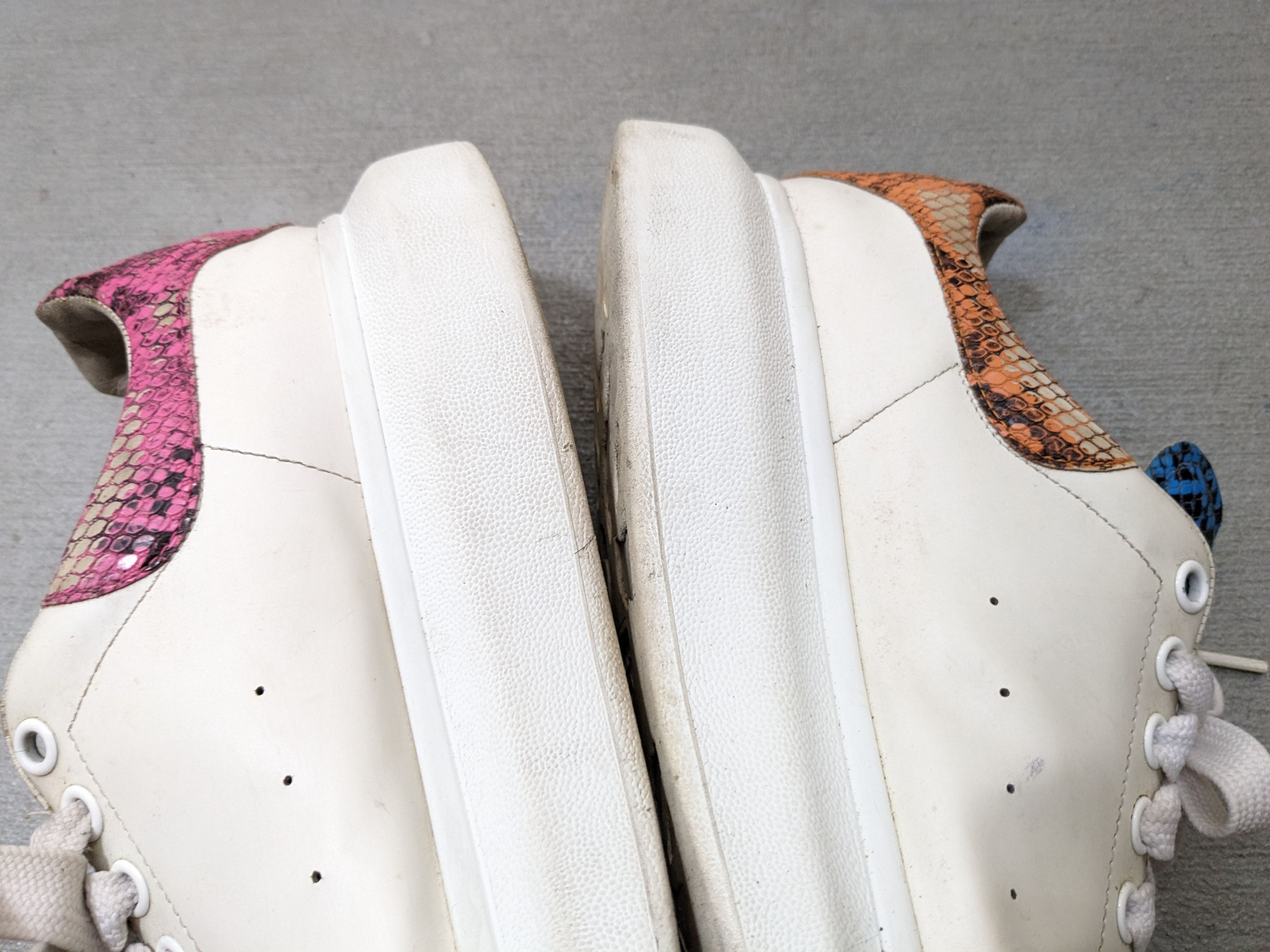 Alexander McQueen Alexander Mcqueen Oversized Larry Sneakers 11 44 White Size US 11 / EU 44 - 12 Thumbnail