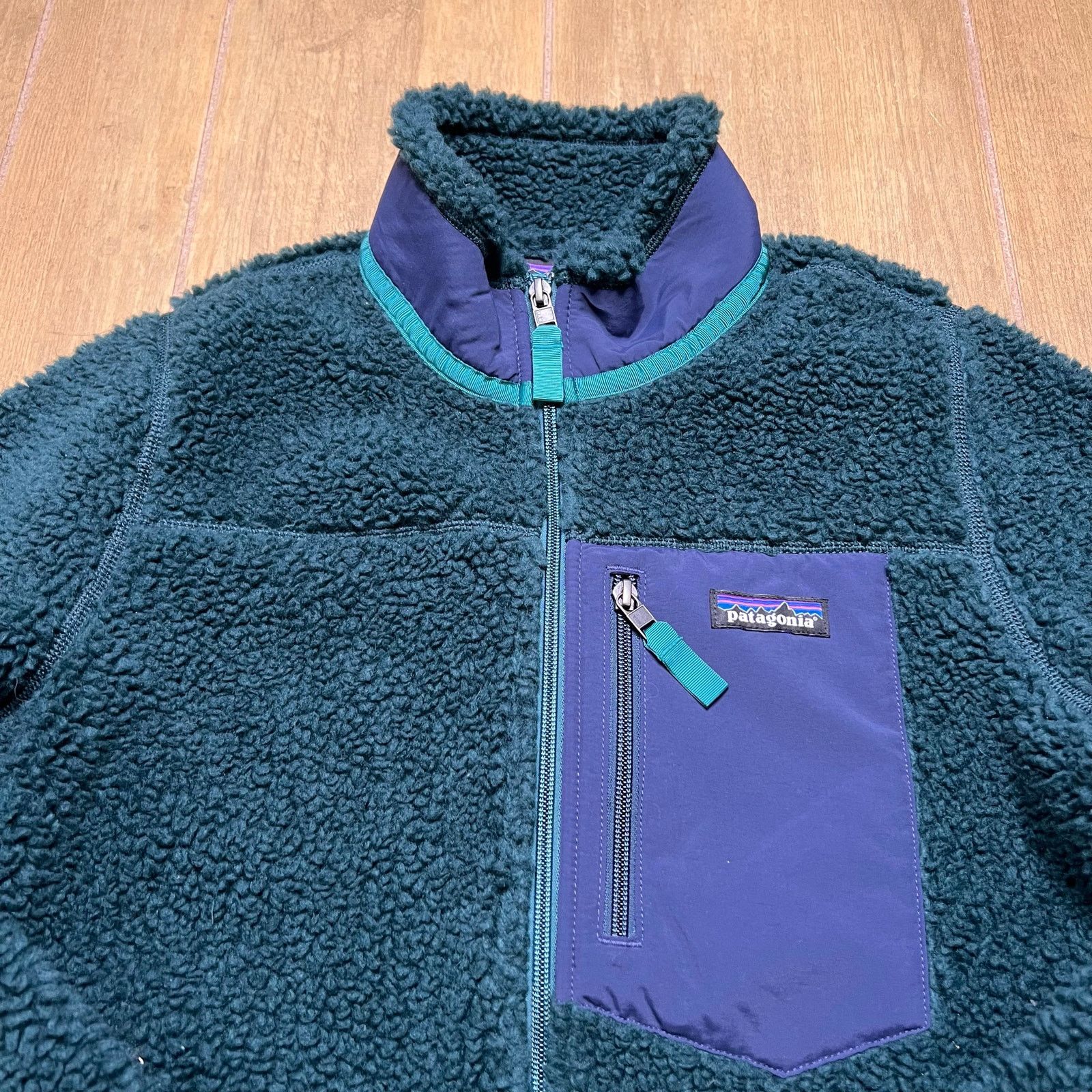 Patagonia Patagonia Women's Classic Retro-X Fleece Jacket Sz Small Size US S / EU 44-46 / 1 - 12 Thumbnail