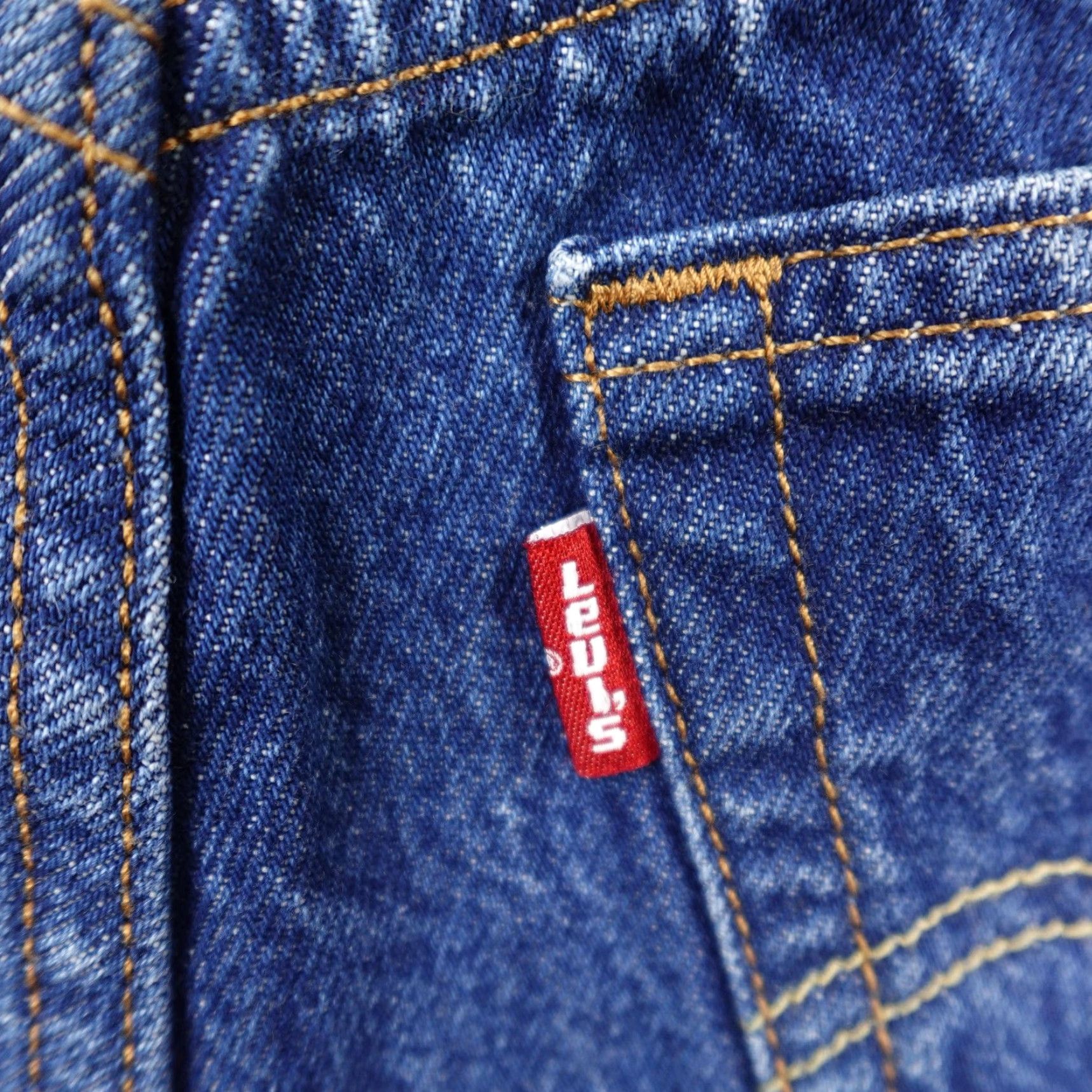 Levi's Levis Shorts 27 Blue Denim Jean Jorts 501 Super Mario Button Fly Frayed Womens Size 27" / US 4 / IT 40 - 6 Thumbnail