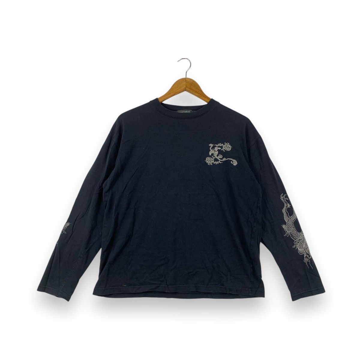 Japanese Brand JAPAN TRADITIONAL CROWS Dragon Ryu Embroidered Tee Shirt Size L / US 10 / IT 46 - 3 Thumbnail