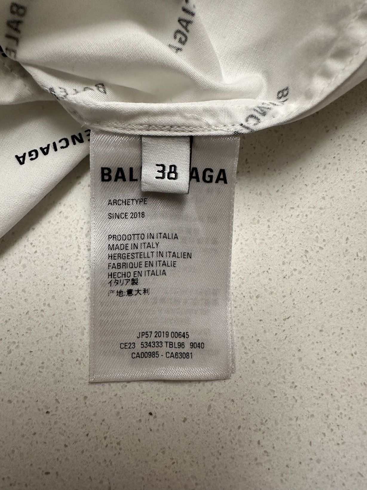 Balenciaga Balenciaga All Over Print Shirt Size US S / EU 44-46 / 1 - 4 Thumbnail