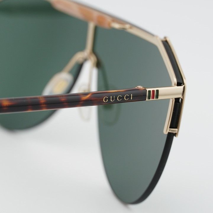 Gucci Gucci GG0584S 002 Sunglasses Gold Shield Frame, Green Lenses Size ONE SIZE - 7 Thumbnail