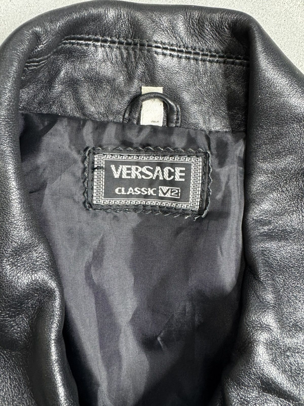 Versace Jeans Couture × Vintage Versace Vintage Leather Jacket Size US M / EU 48-50 / 2 - 3 Thumbnail