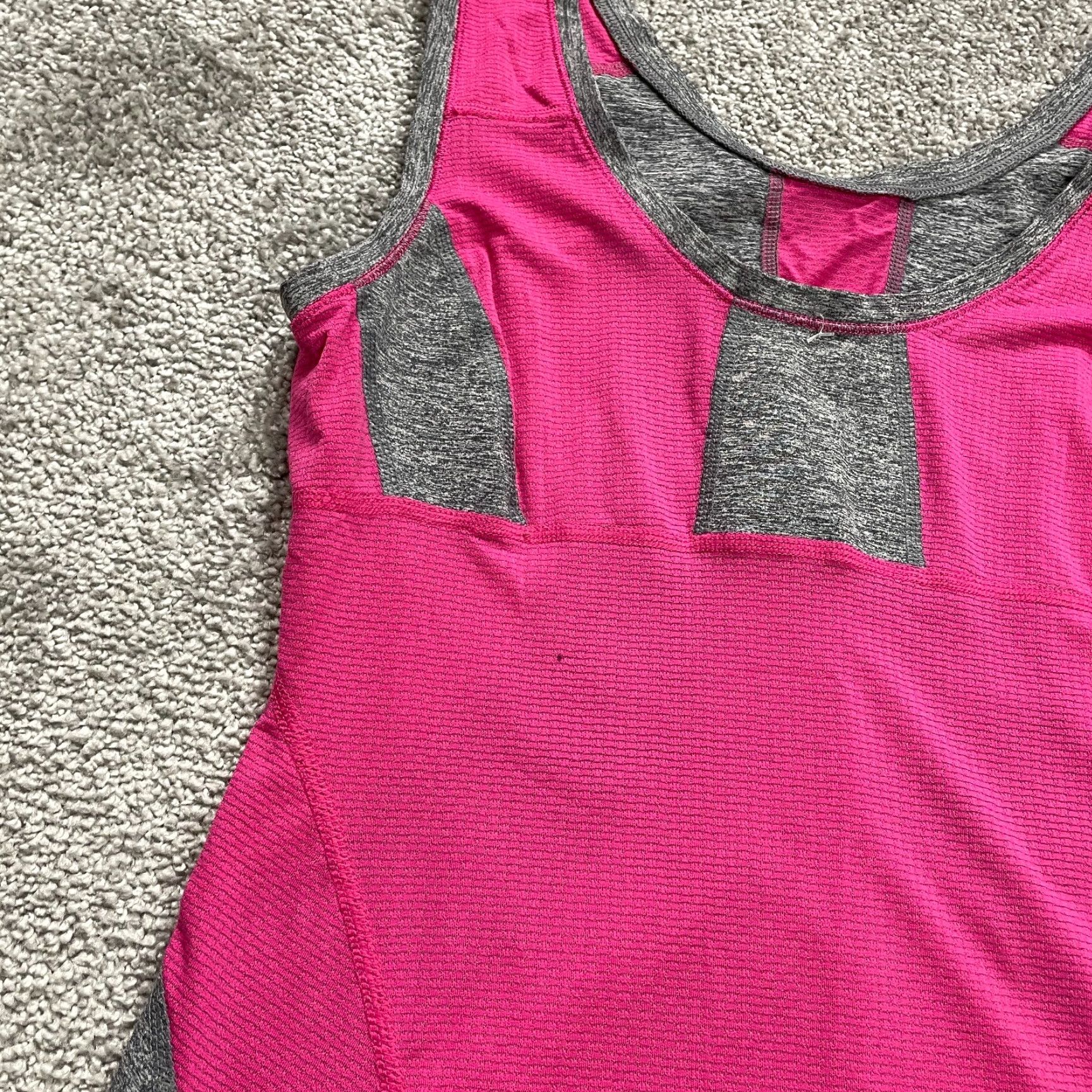 Pinko VINTAGE? No, not vintage. Unbranded Women Tank Top Sleeveless Athletic Active Pink Small Size S / US 4 / IT 40 - 4 Thumbnail