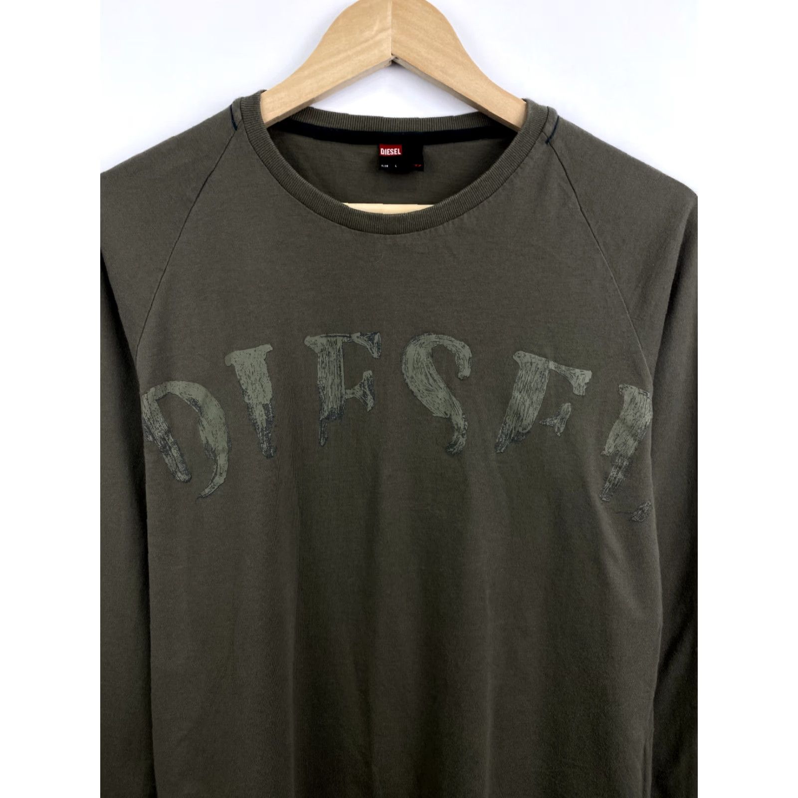 Diesel Vintage Diesel Japan Style Rare Retro Long Sleeve Hype Khaki M T-Shirt Mens 90s Diesel Long Sleeve Khaki Vintage 90s Mens Diesel Shirt Size US M / EU 48-50 / 2 - 5 Thumbnail