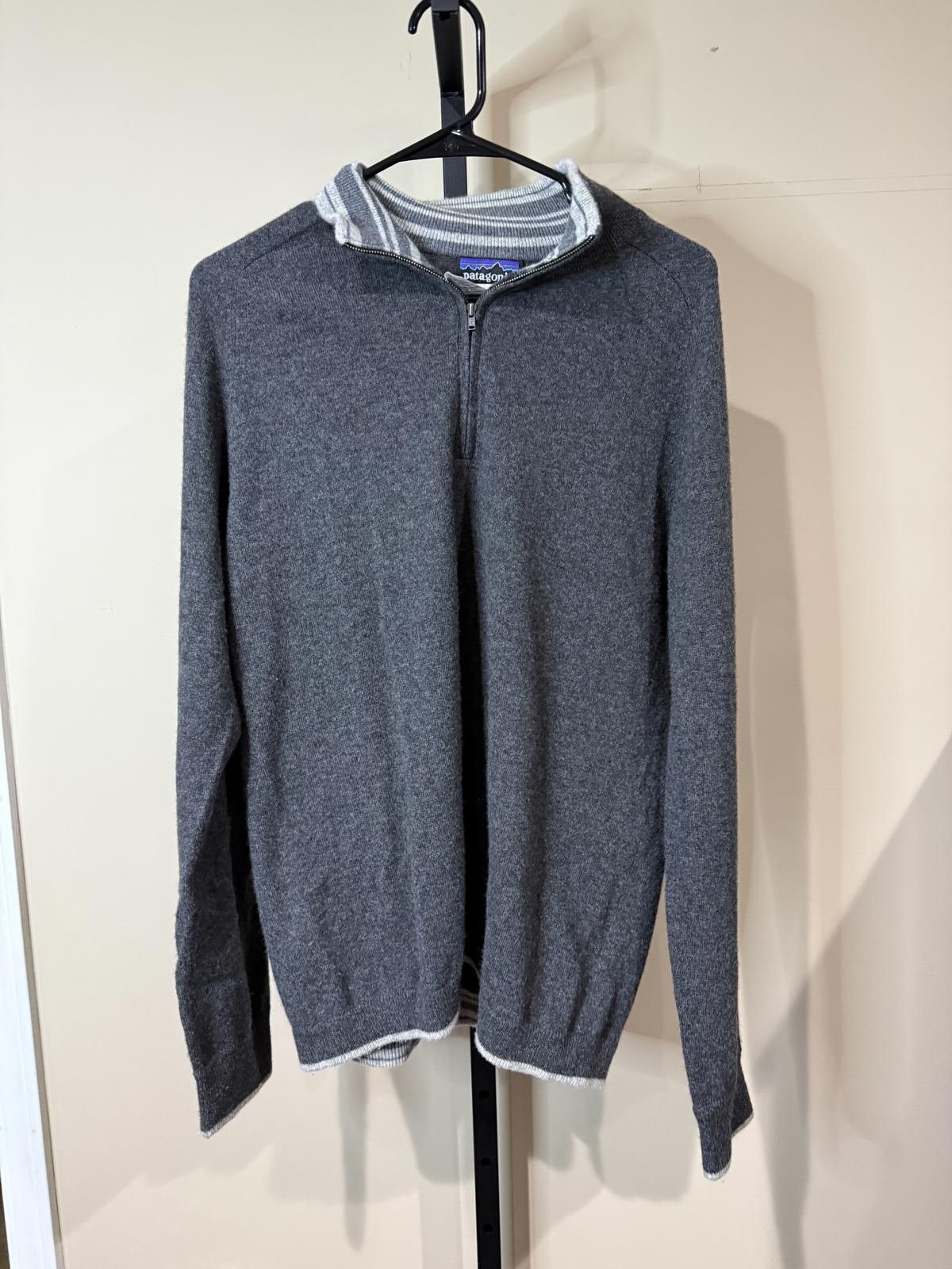 Patagonia Patagonia Sweater Cashmere 1/4 Zip Sweater Charcoal Grey M Size US M / EU 48-50 / 2 - 2 Thumbnail