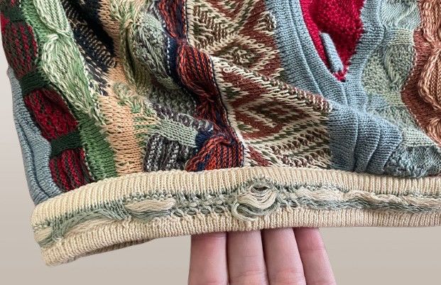 Coogi Vintage Coogi 3D Knit Sweater Size US L / EU 52-54 / 3 - 7 Thumbnail