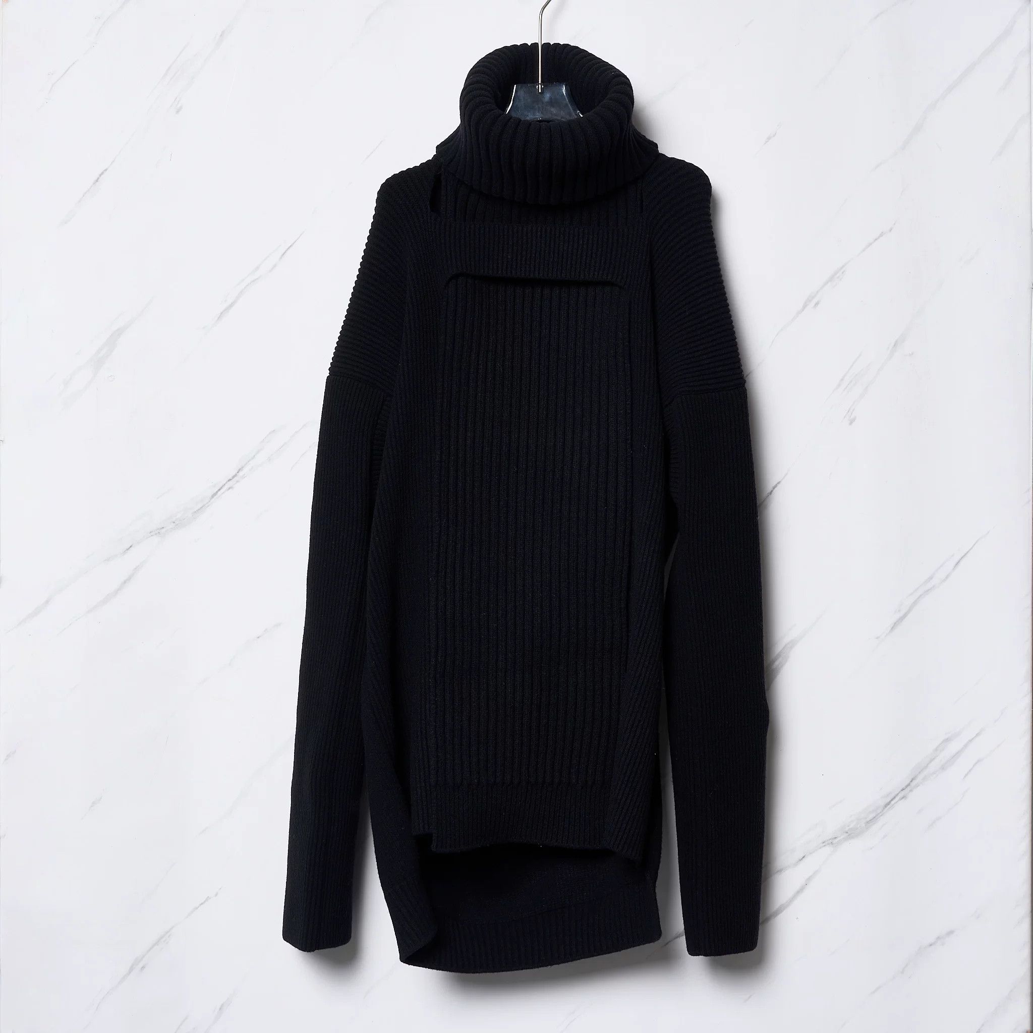 Bottega Veneta Bottega Veneta Men's Runway Knit Sweater Size US M / EU 48-50 / 2 - 1 Thumbnail