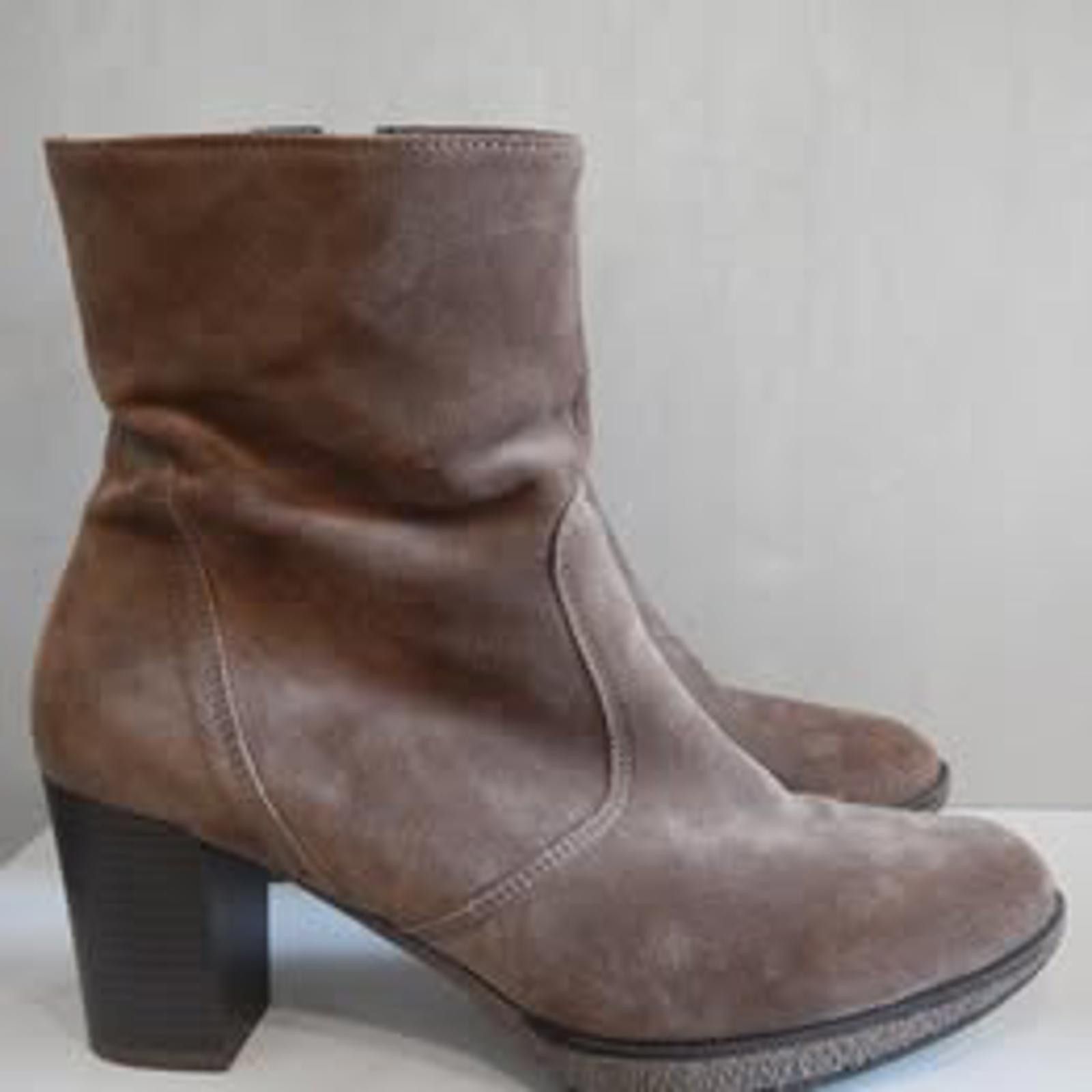 Aran Isles Knitwear ARA Women's Suede Leather Ankle Boots Zip Up Shoe size 7 Size US 8 / IT 38 - 2 Thumbnail
