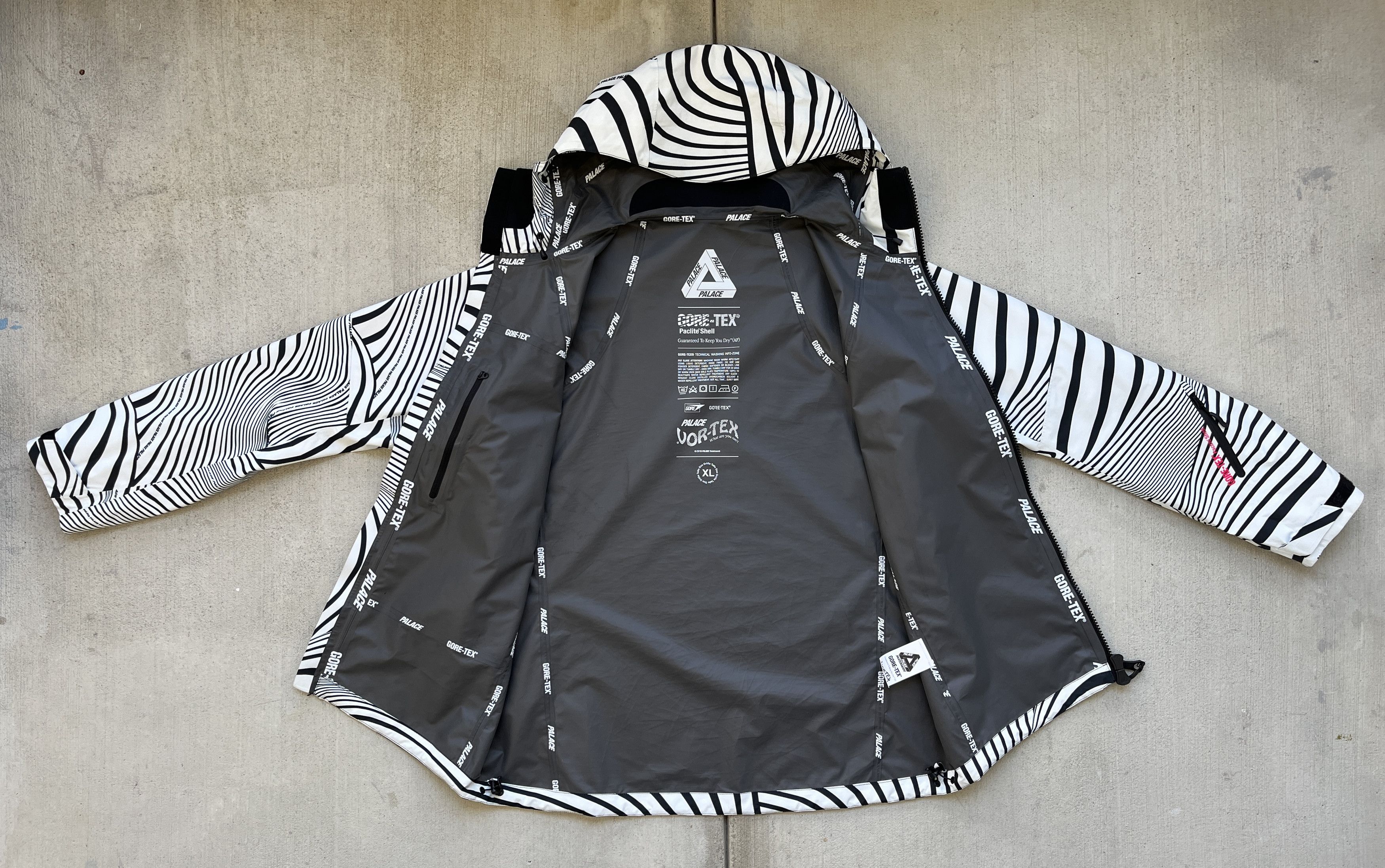 Goretex Palace Gore-Tex Vortex PacLite Jacket White FW18 Size US XL / EU 56 / 4 - 4 Thumbnail