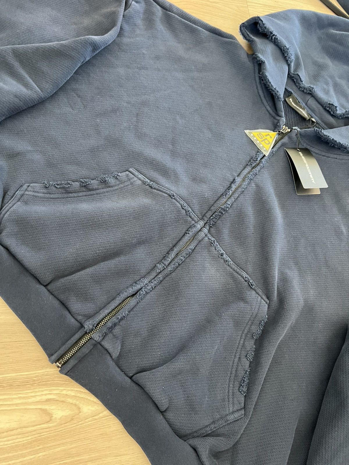 The GV Gallery Gv Gallery Triangle Zip Up Hoodie Size US XL / EU 56 / 4 - 2 Thumbnail