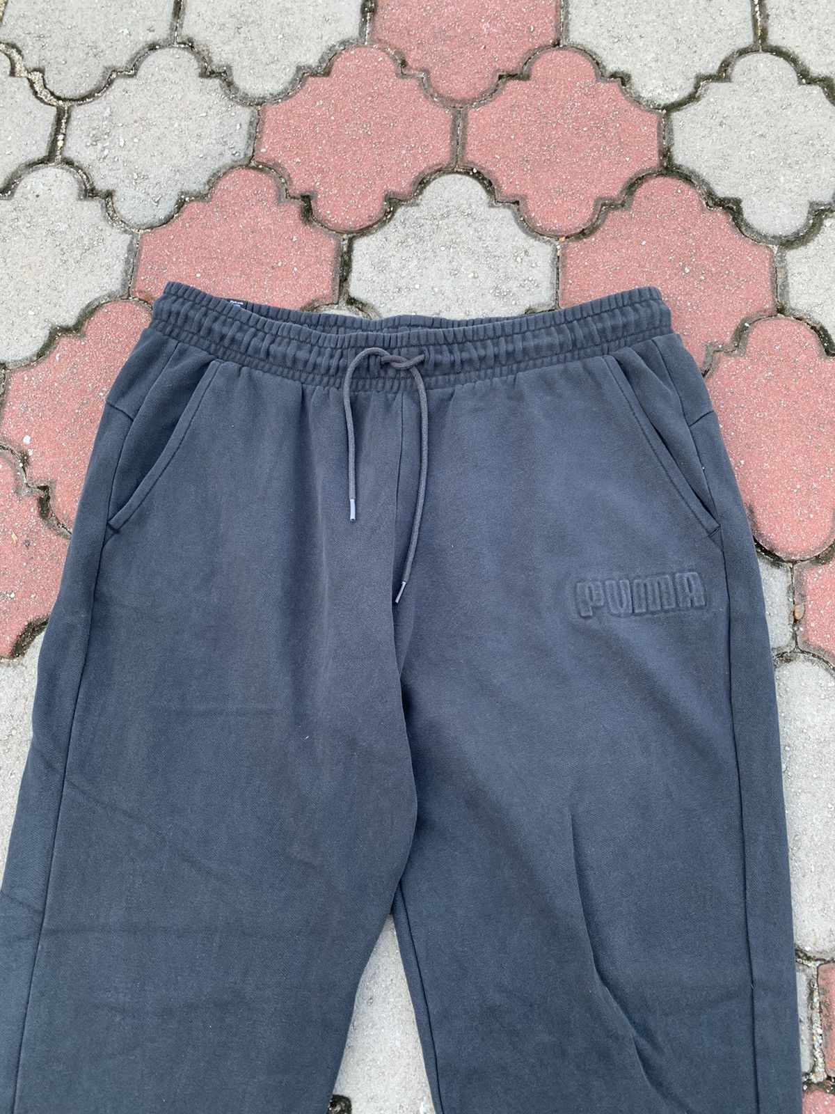 Puma Steals! Puma Joggers Sweat Pants Size US 34 / EU 50 - 2 Thumbnail