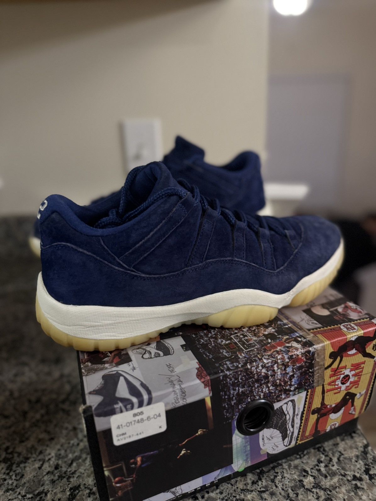 Jordan Brand × Nike 12 - Jordan 11 Retro Low RE2PECT Derek Jeter 2018 AV2187 441 Size US 12 / EU 45 - 4 Thumbnail