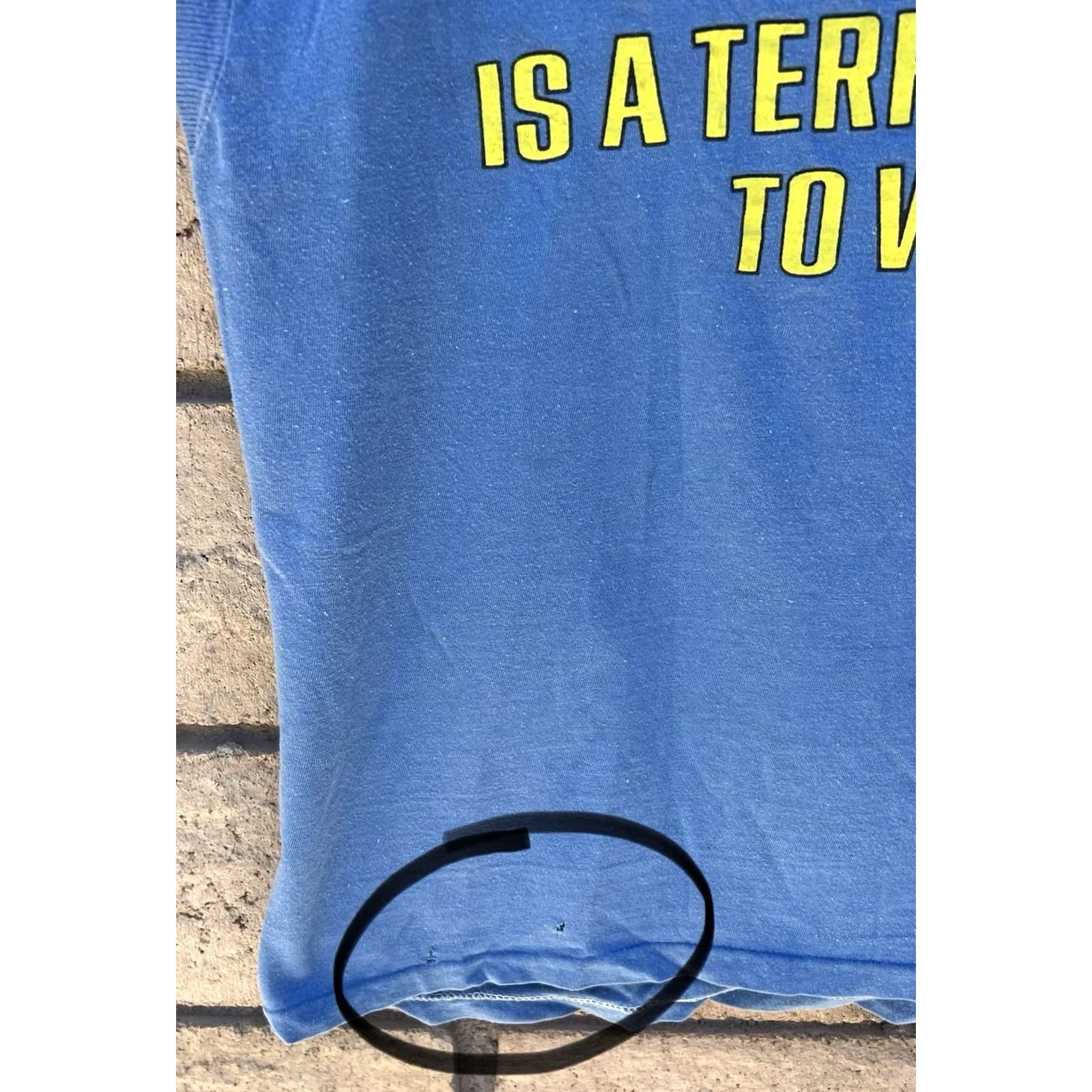 Vintage VINTAGE A Dirty Mind Is A Terrible Thing To Waste Sleeveless T Shirt Muscle Tee Men XL Blue Graphic Print Funny Shirt Size US L / EU 52-54 / 3 - 3 Thumbnail