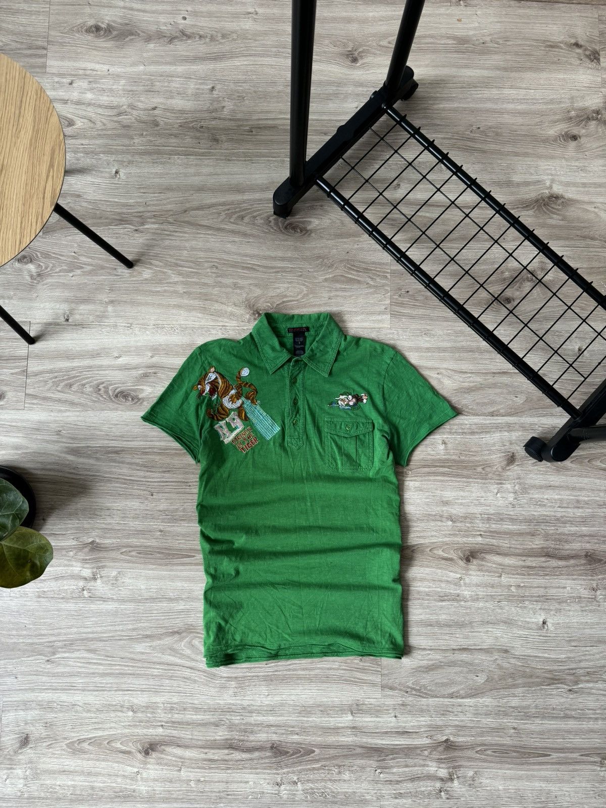 Custo Barcelona Vintage Custo Barcelona Y2K Embroidered Tiger Polo T Shirt Size US L / EU 52-54 / 3 - 1 Thumbnail
