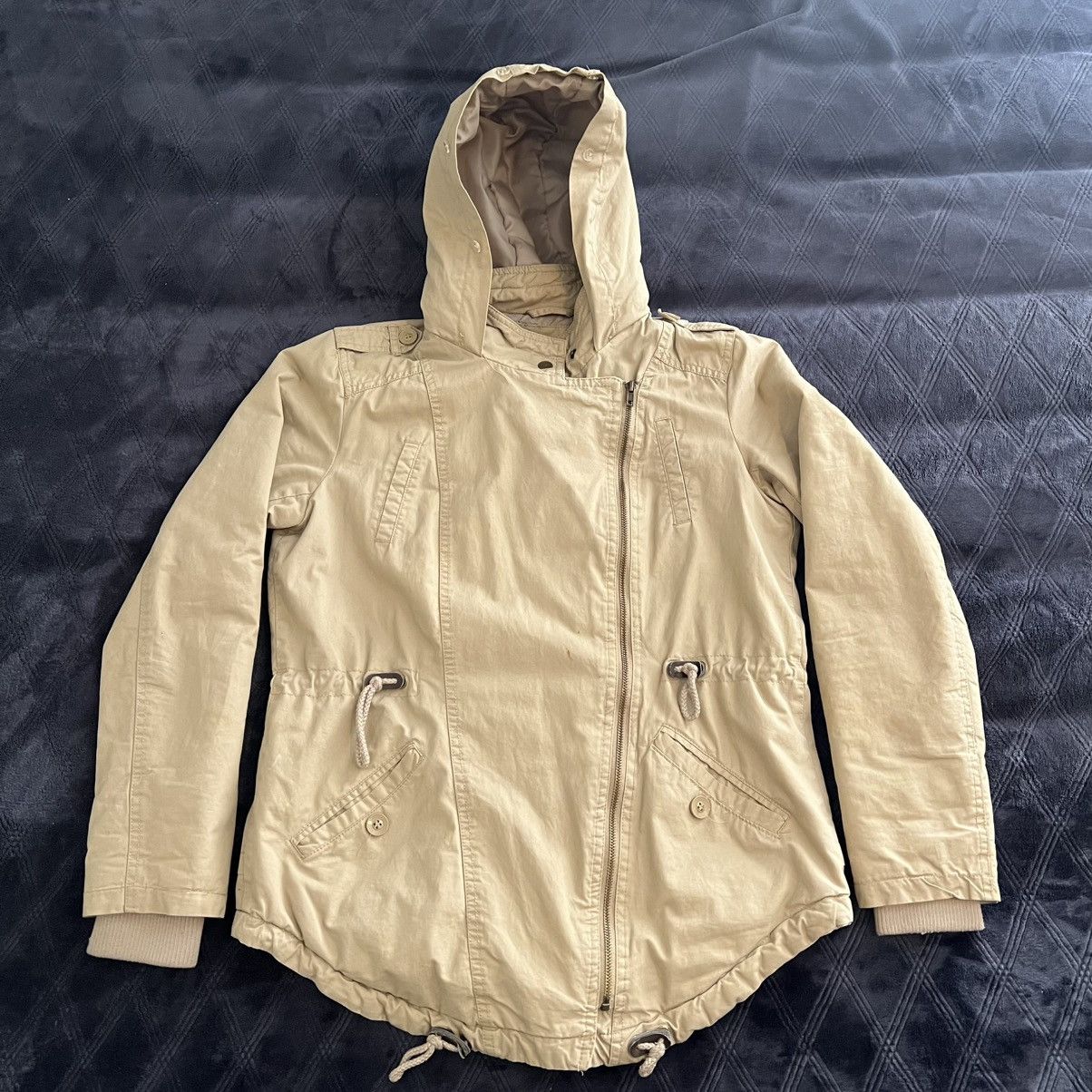 Other Beige/Khaki Women’s Size M Red Snap Coat Size M / US 6-8 / IT 42-44 - 1 Thumbnail