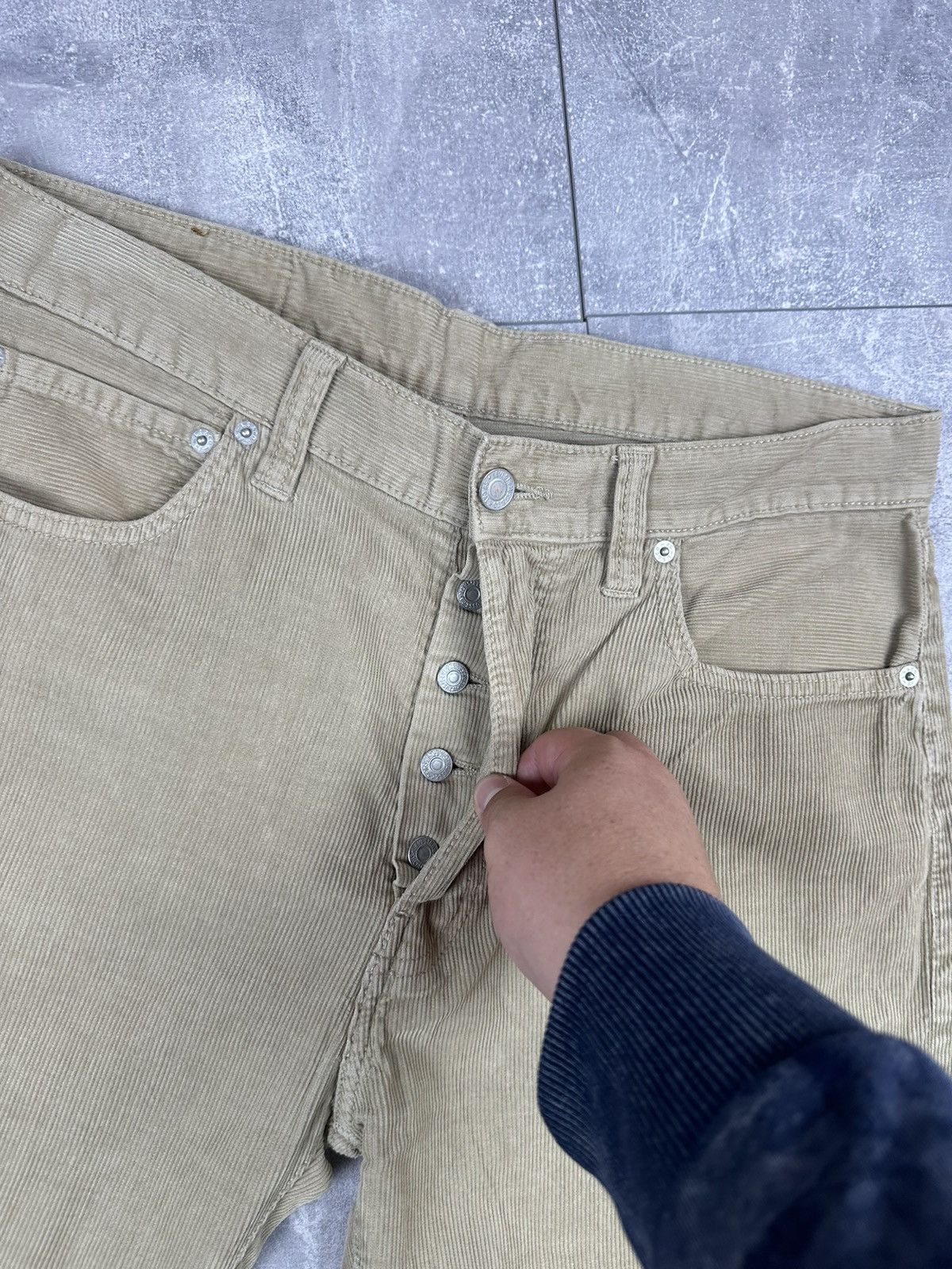 Levi's Levis 401 Beige Corduroy Mens Jeans Pants Size US 34 / EU 50 - 10 Thumbnail