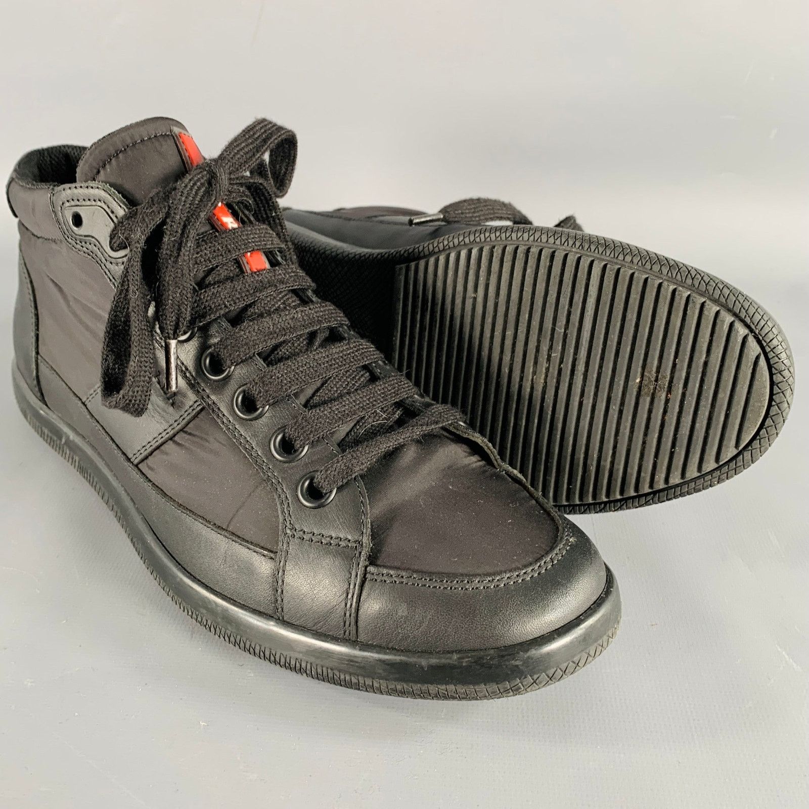 Prada Size 7 Black Mixed Fabrics Nylon Leather Lace-Up Sneakers Size US 7 / EU 40 - 5 Thumbnail
