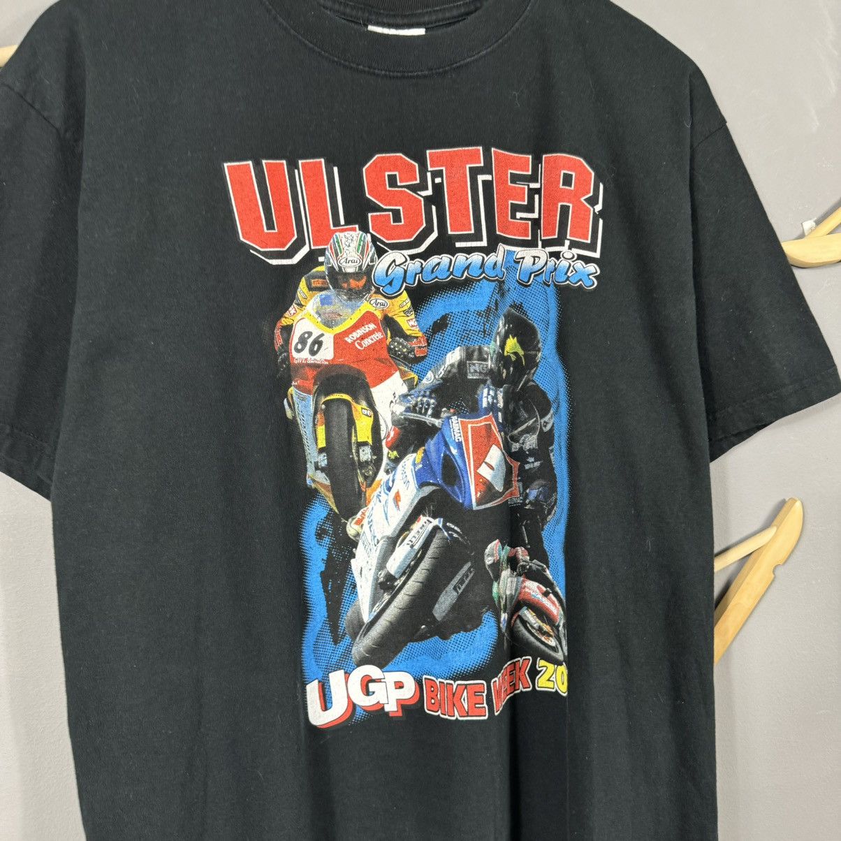 Vintage Vintage 2006 UGP Ulster Grand Prix Bike T-shirt Size US XL / EU 56 / 4 - 5 Thumbnail
