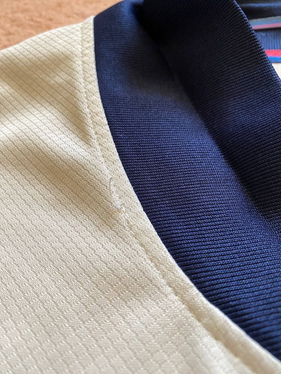 Nike Vintage Nike England Y2K Logo England Football Jersey Size US M / EU 48-50 / 2 - 11 Thumbnail
