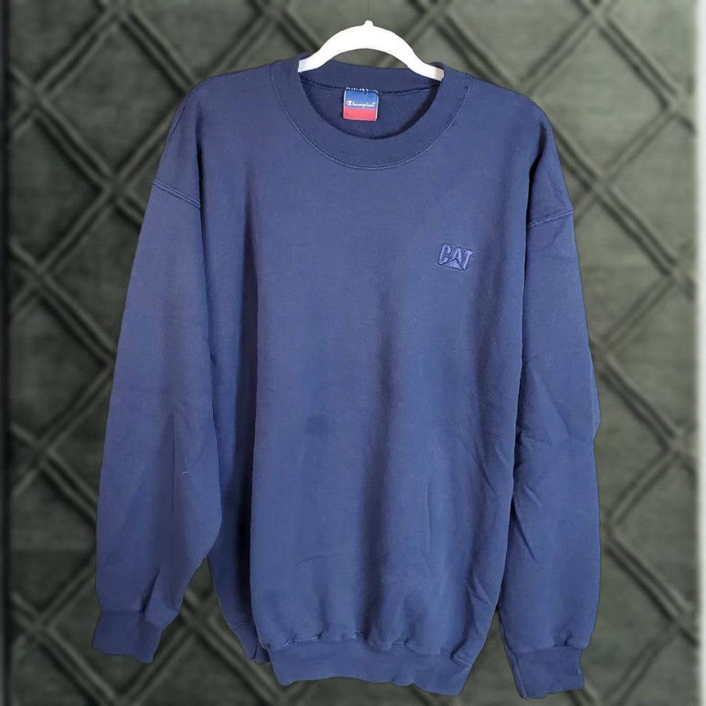 Champion VINTAGE CAT Equipment Sweater Mens L Blue Y2K Champion L Size US L / EU 52-54 / 3 - 1 Thumbnail