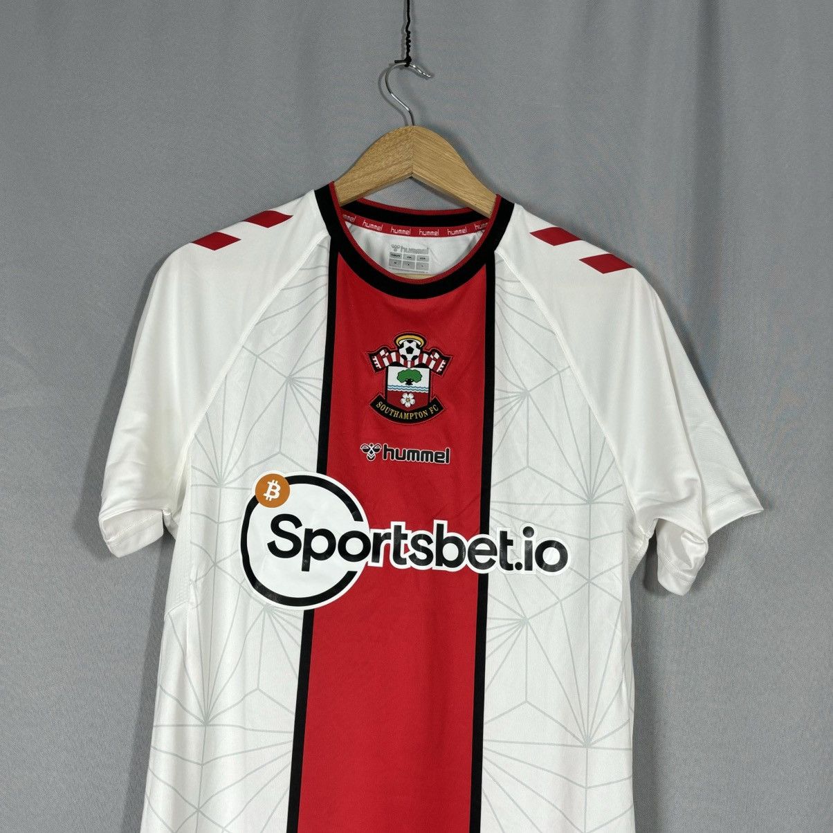 Hummel Hummel Southampton FC jersey medium sportswear vintage Size US M / EU 48-50 / 2 - 2 Thumbnail