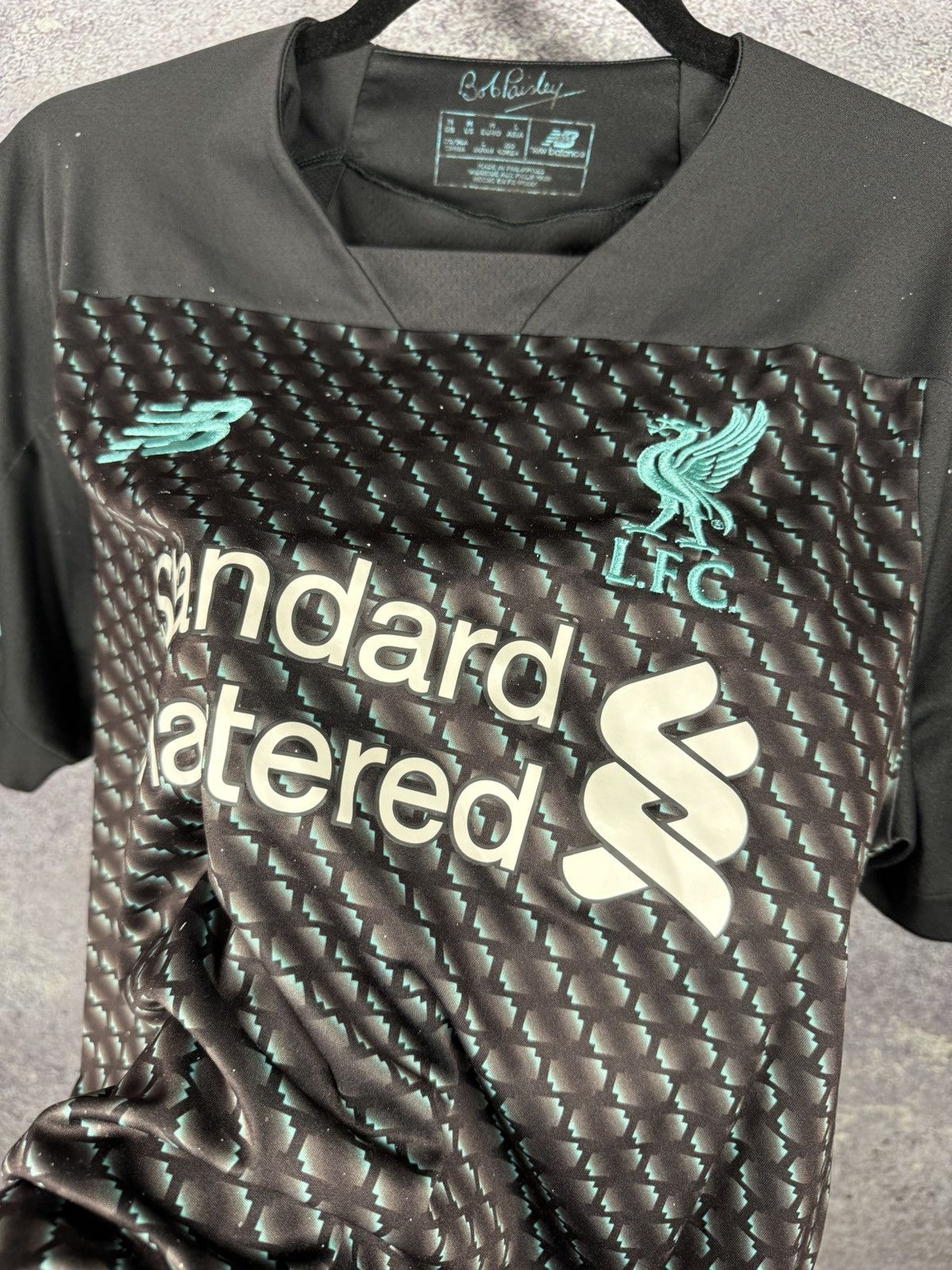 New Balance × Vintage Vintage Liverpool 2019/20 Third New Balance Jersey Blokcore Size US M / EU 48-50 / 2 - 8 Thumbnail