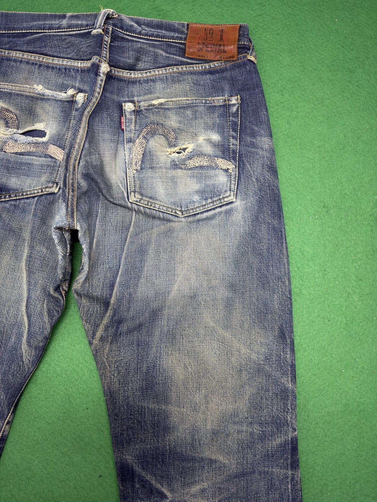 Evisu A29 Thrashed Evisu No 1 Special Distressed Mud Wash Size US 33 - 8 Thumbnail