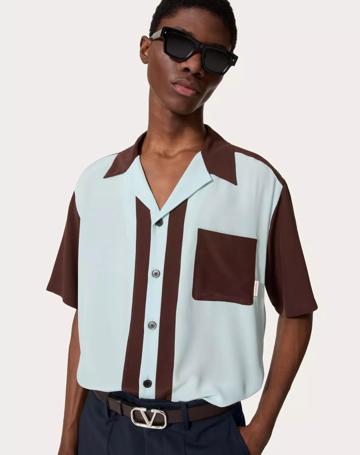 Valentino oc11z0725 Silk Bowling Shirt in White/Olive Green Size US M / EU 48-50 / 2 - 6 Thumbnail