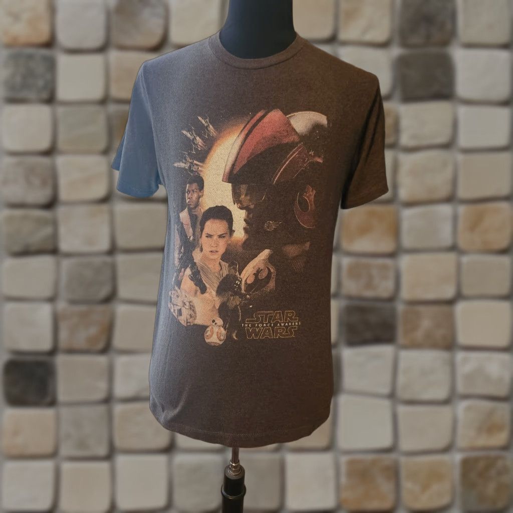 Star Wars Star Wars T-Shirt Adult Medium Gray The Force Awakens Short Sleeve Crew Neck Graphic Print Movie Mens Size US M / EU 48-50 / 2 - 1 Preview